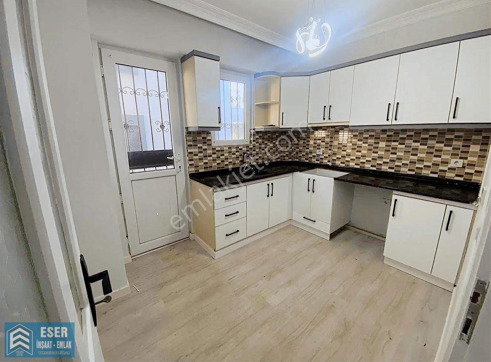 Didimde Satılık Denize Yakın Ön Cephe Ayrı Mutfak 2+1 Daire - Görsel 5