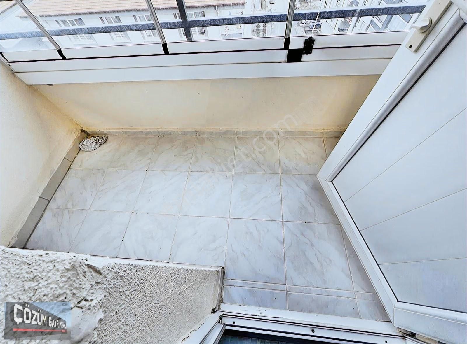 Cadde Üzeri 3+1 Asansörlü Manzaralı Kök Tapu Çift Banyo Kilerli. - Görsel 23