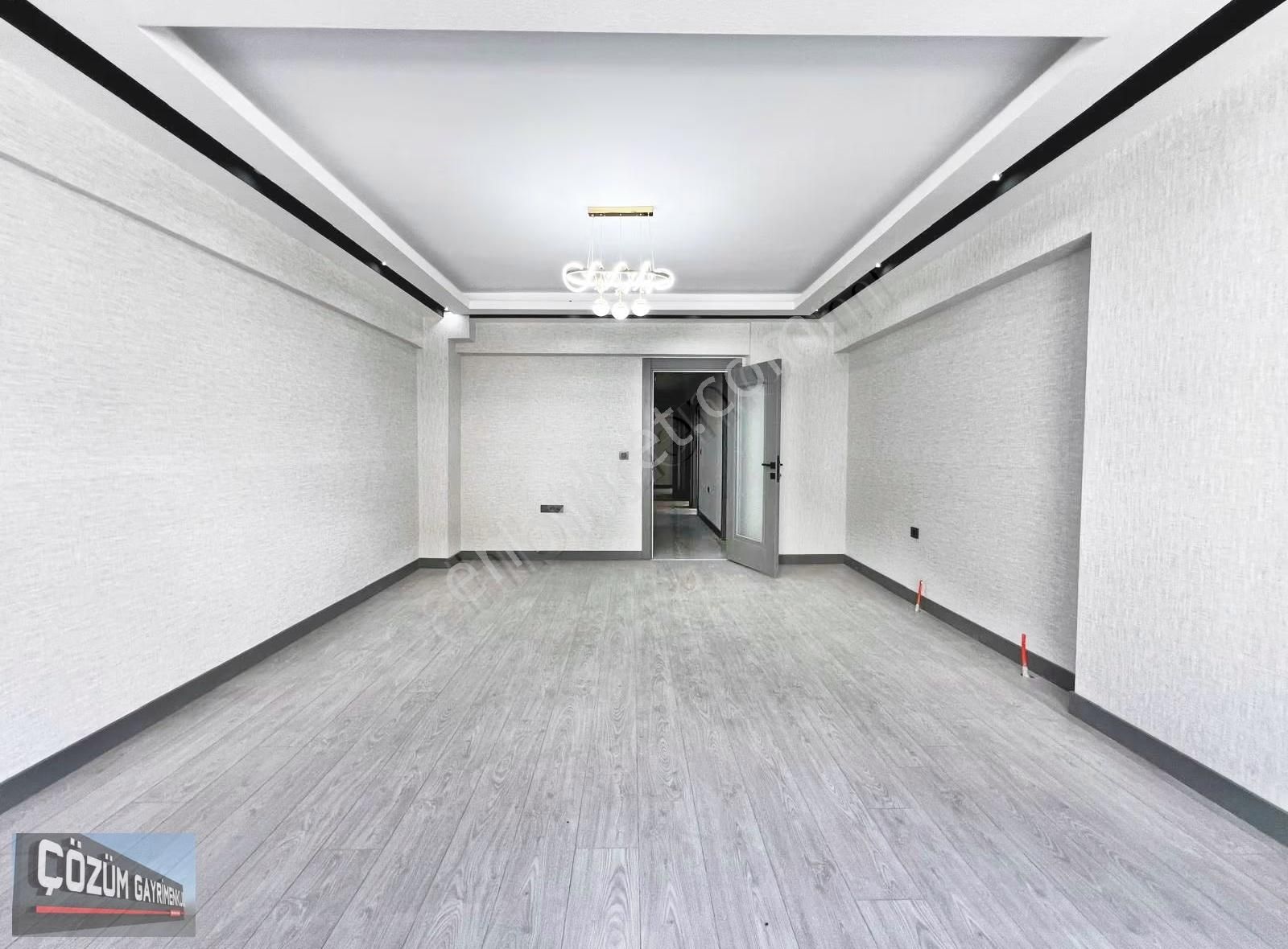 Çözüm'de Sıfır 3+1 Çift Banyo Geniş Ve Ferah Ön Cephe Ful Yapılı - Görsel 21