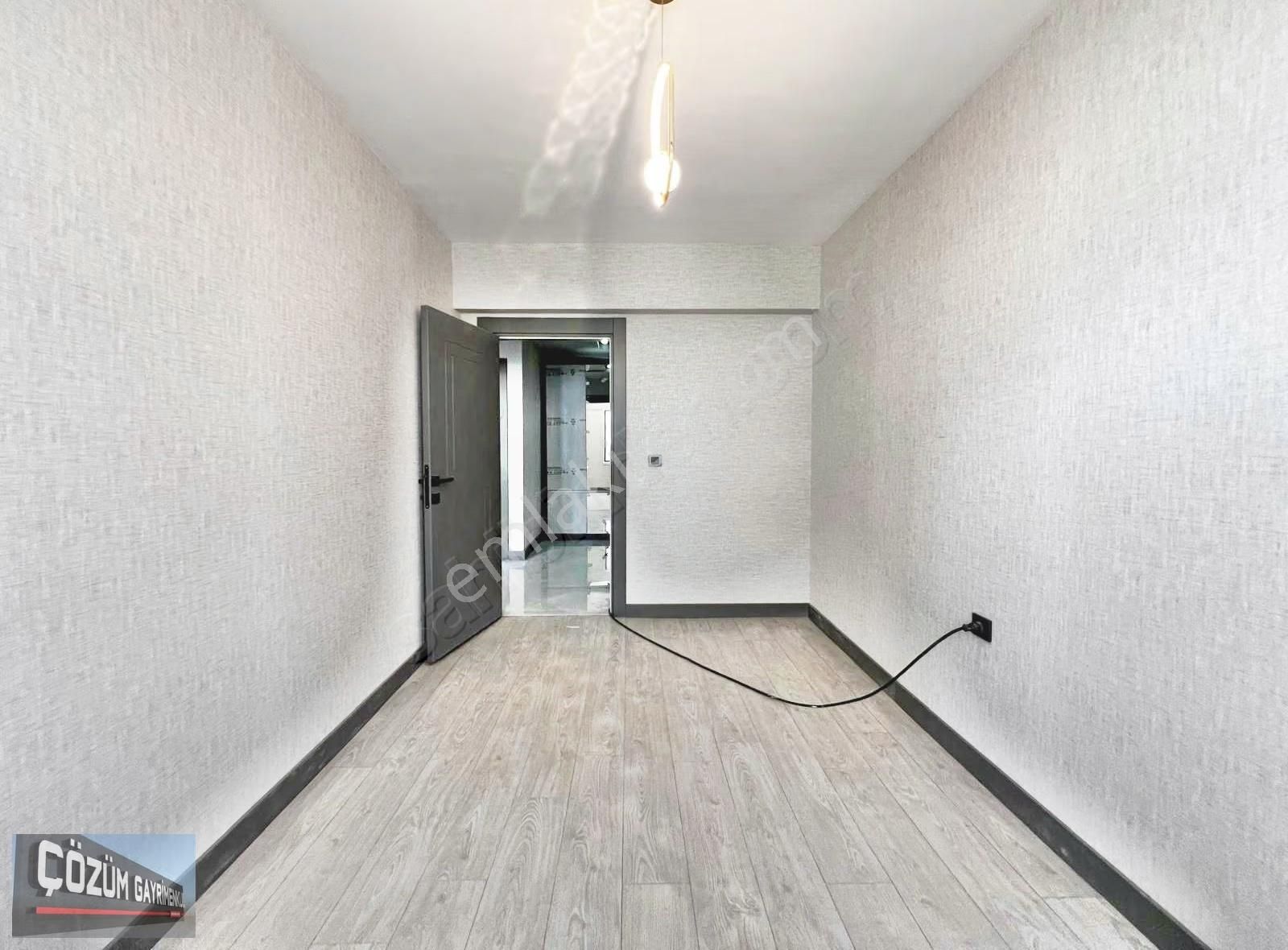 Çözüm'de Sıfır 3+1 Çift Banyo Geniş Ve Ferah Ön Cephe Ful Yapılı - Görsel 11