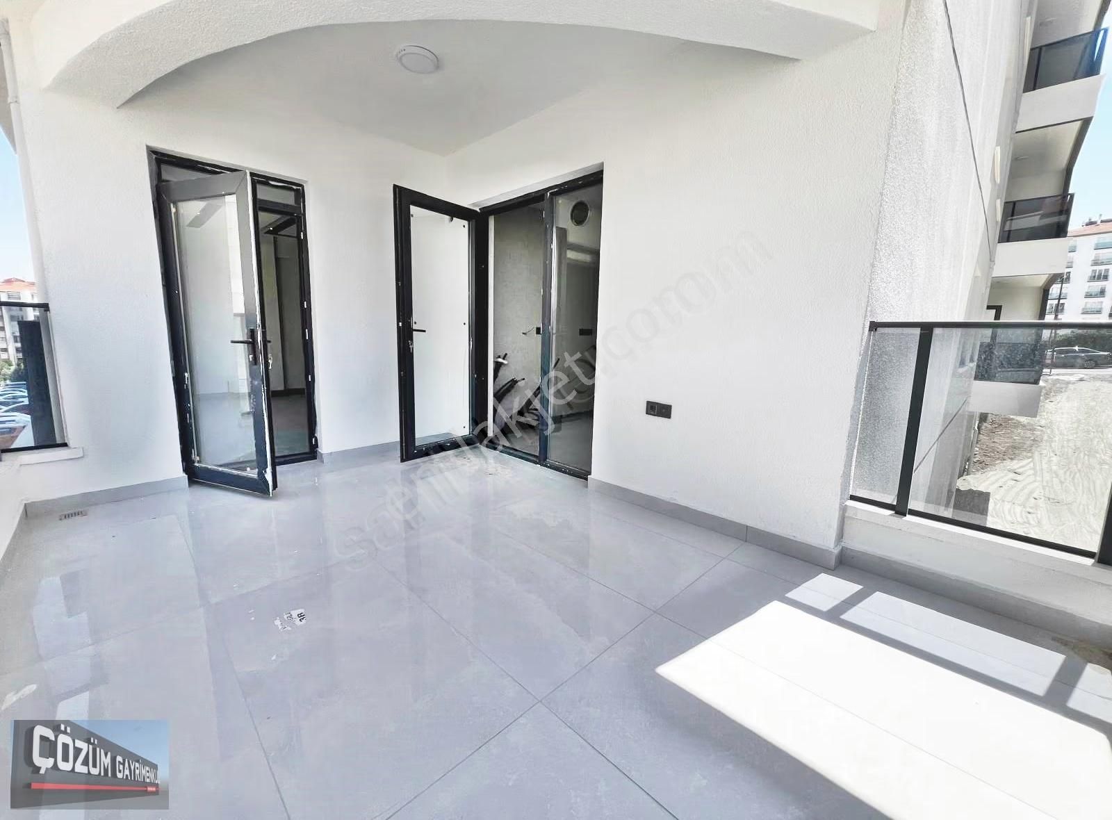Çözüm'de Sıfır 3+1 Çift Banyo Geniş Ve Ferah Ön Cephe Ful Yapılı - Görsel 7