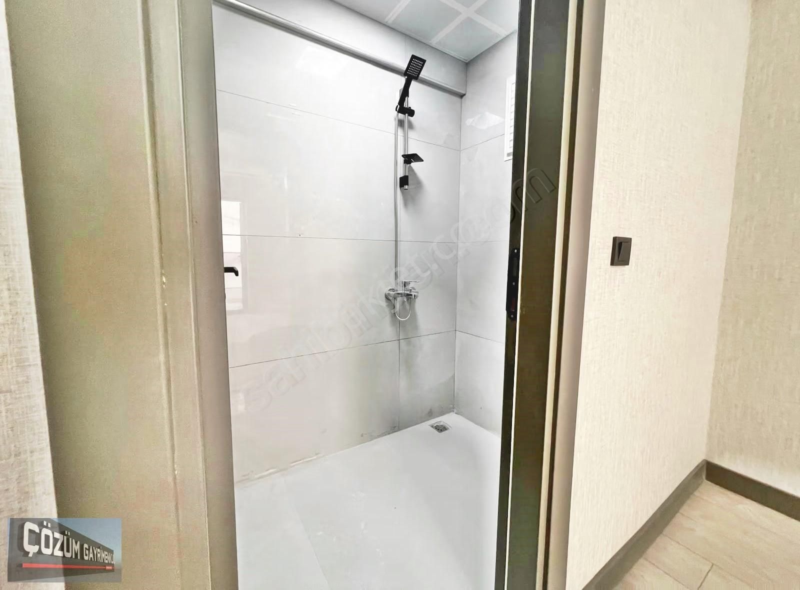 Çözüm'de Sıfır 3+1 Çift Banyo Geniş Ve Ferah Ön Cephe Ful Yapılı - Görsel 15