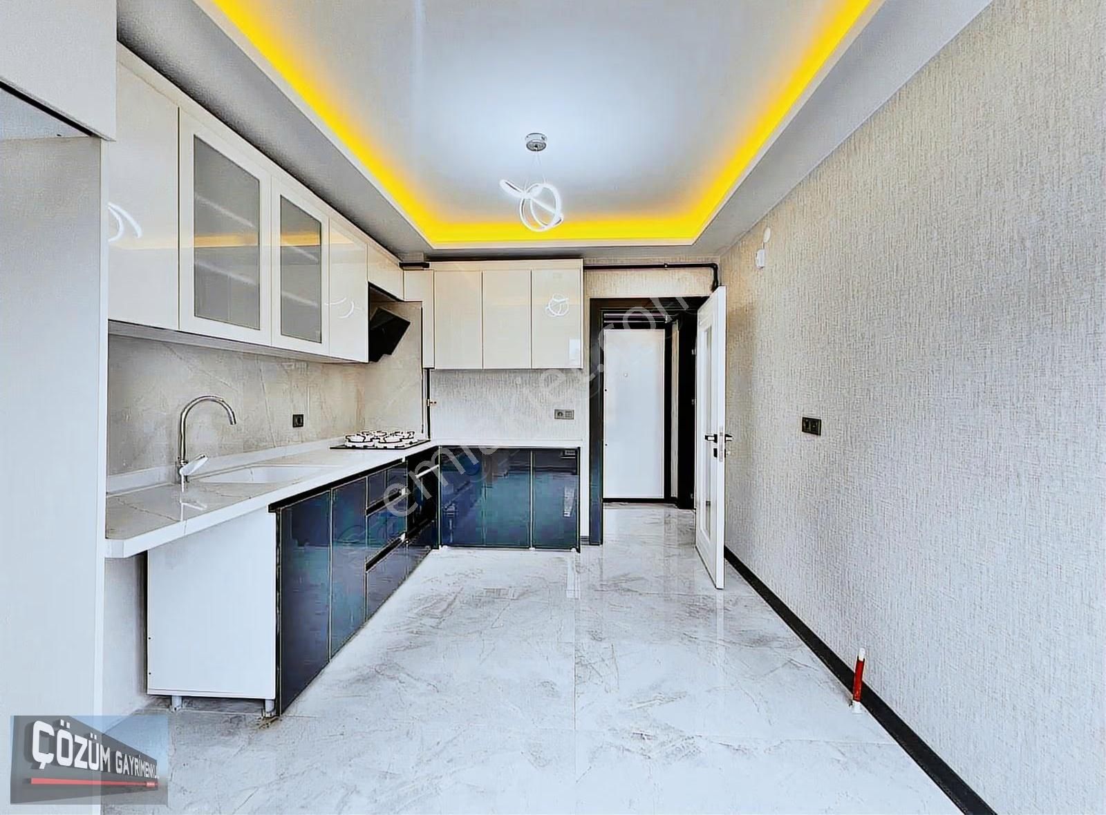 Çözüm'den Bağlum Merkezde Sıfır 3+1 Ön Cephe Full Yapılı Daire. - Görsel 12