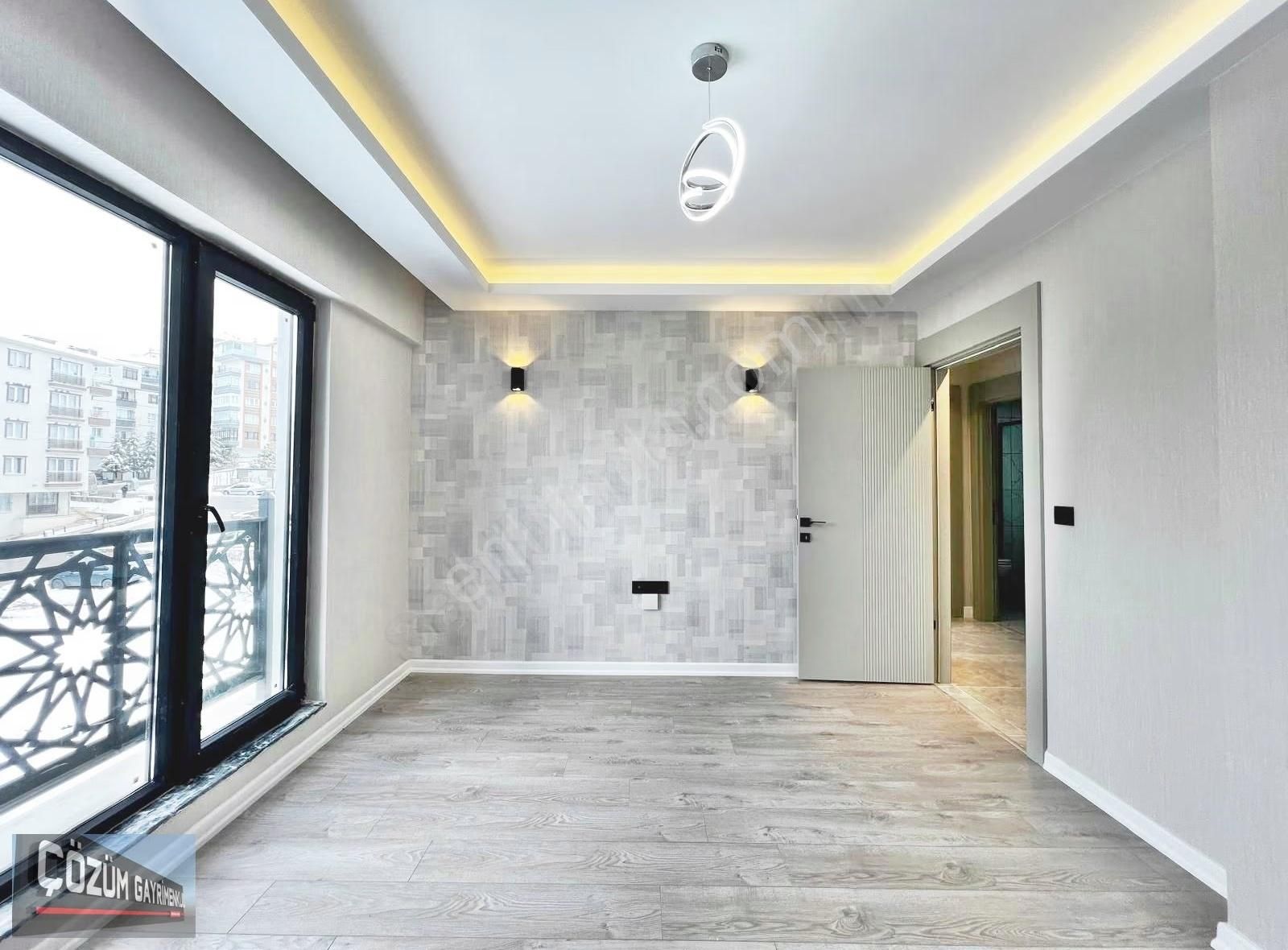 Çözüm Keçiören'de Sıfır 3+1 Orta Kat Ön Cephe Full Yapılı Daire. - Görsel 15