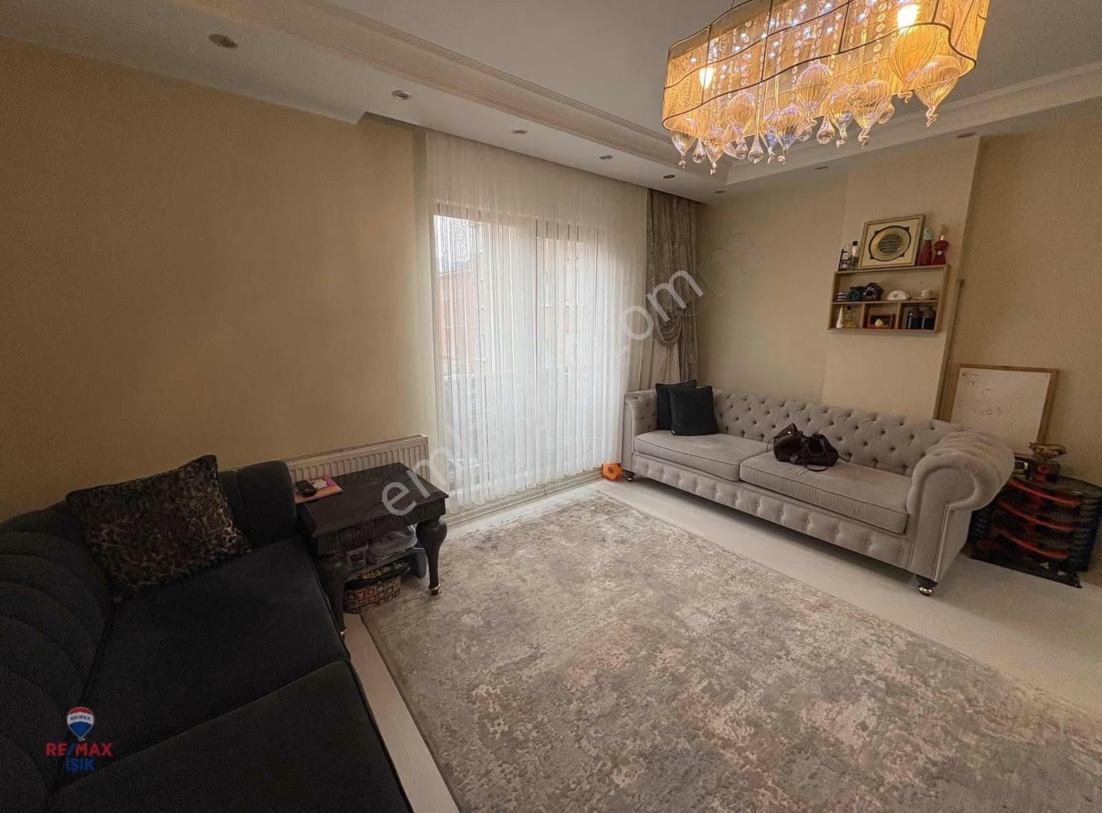 Üsküdar Ferah Mahallesinde Metroya Yakın 2+1 Daire - Görsel 13