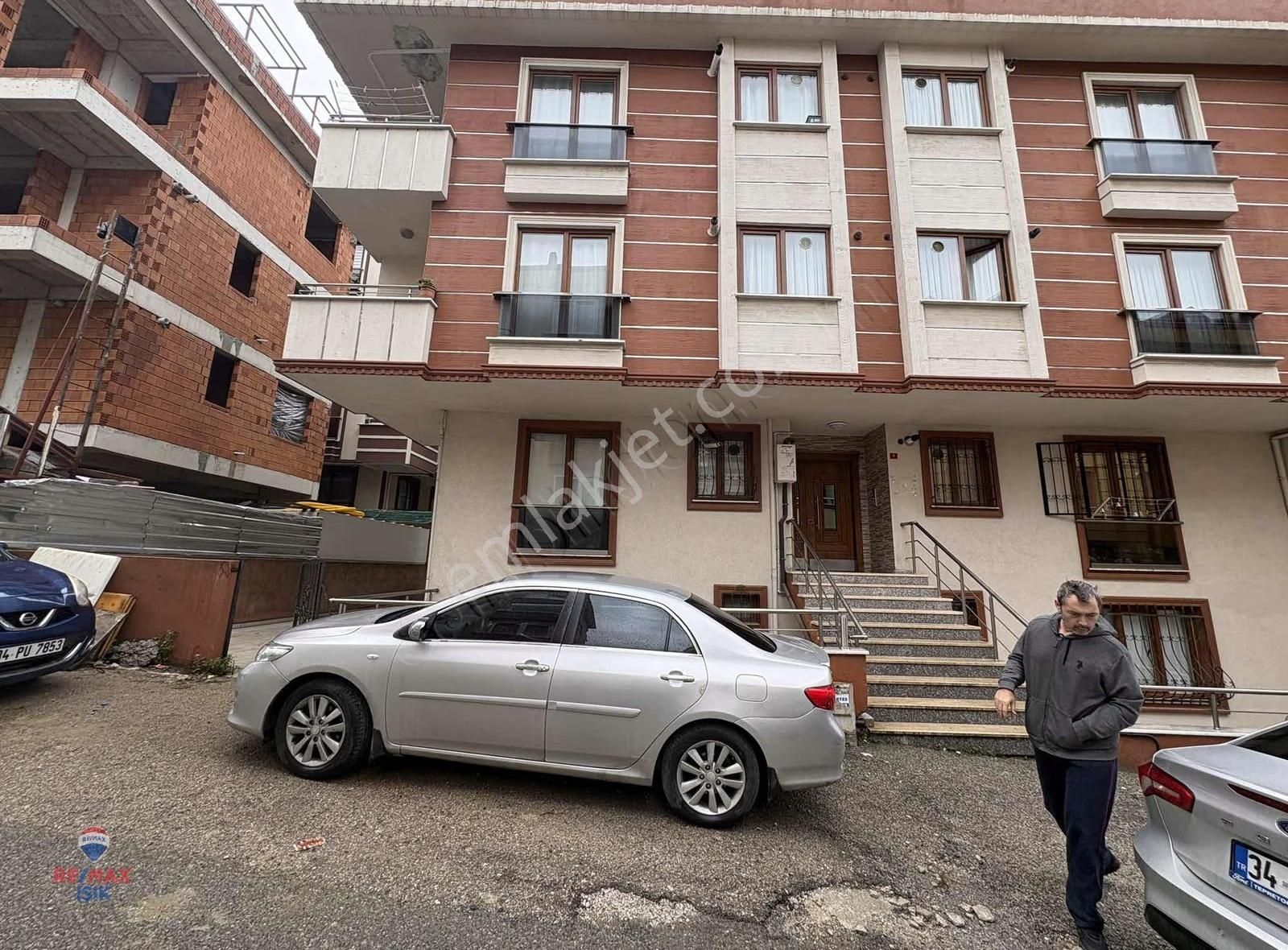 Üsküdar Ferah Mahallesinde Metroya Yakın 2+1 Daire - Görsel 16