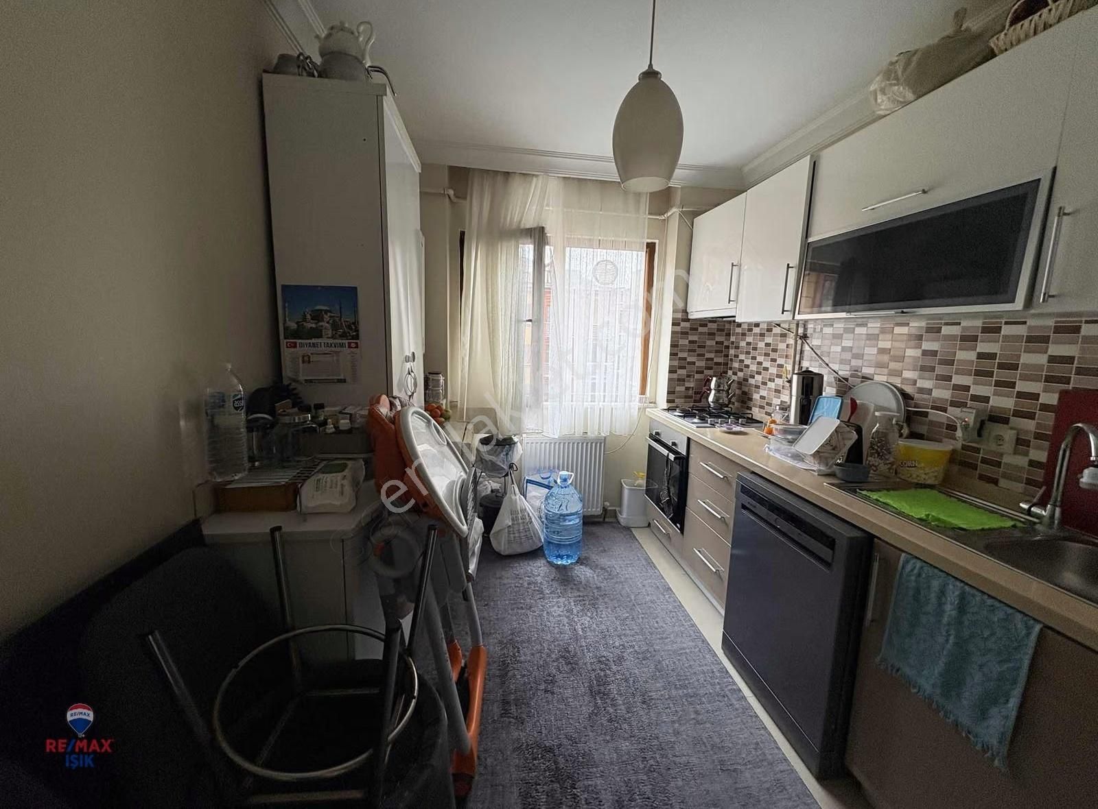 Üsküdar Ferah Mahallesinde Metroya Yakın 2+1 Daire - Görsel 15