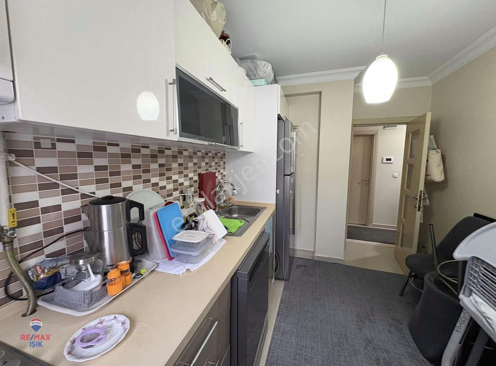 Üsküdar Ferah Mahallesinde Metroya Yakın 2+1 Daire - Görsel 23