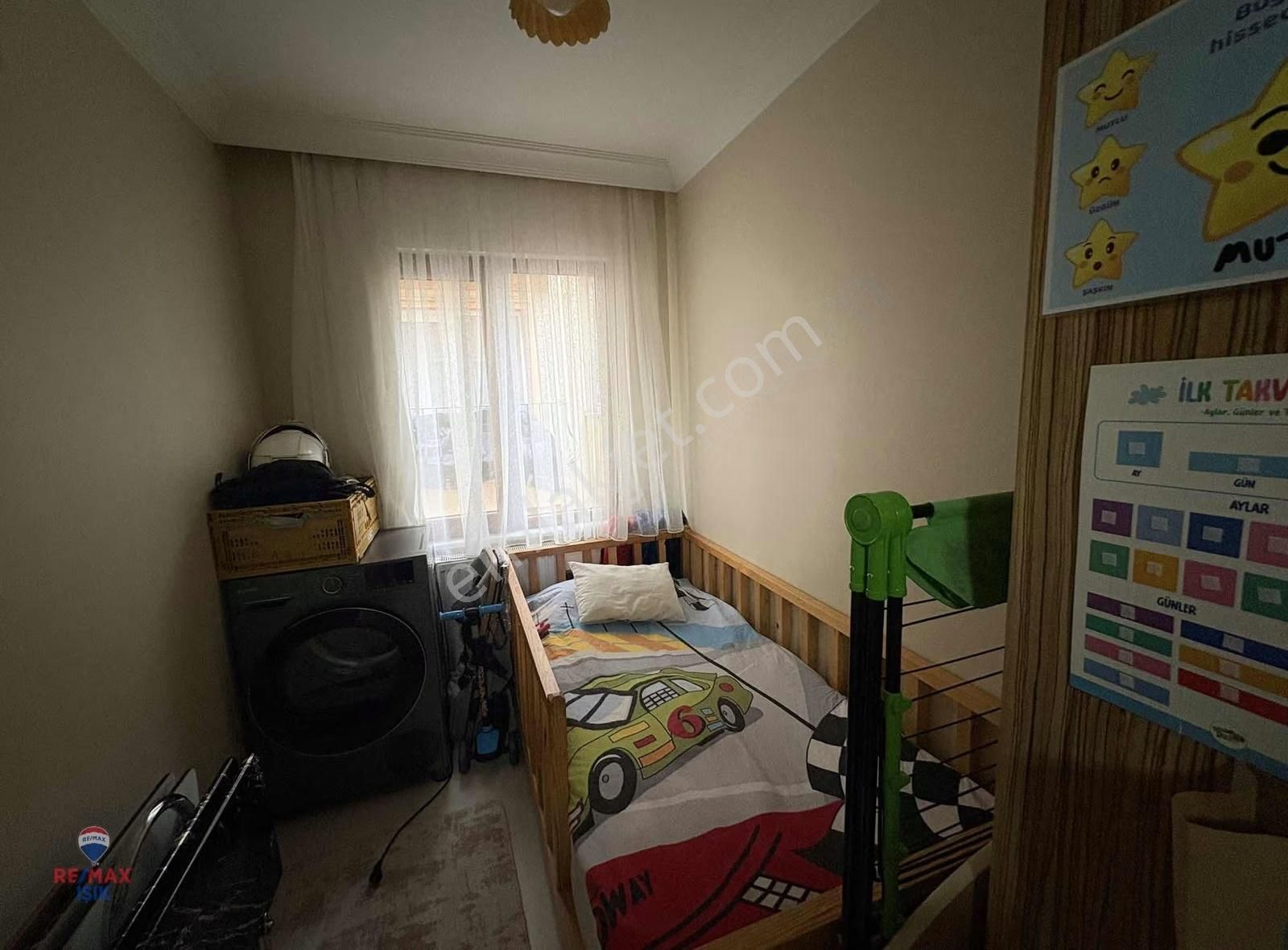 Üsküdar Ferah Mahallesinde Metroya Yakın 2+1 Daire - Görsel 14