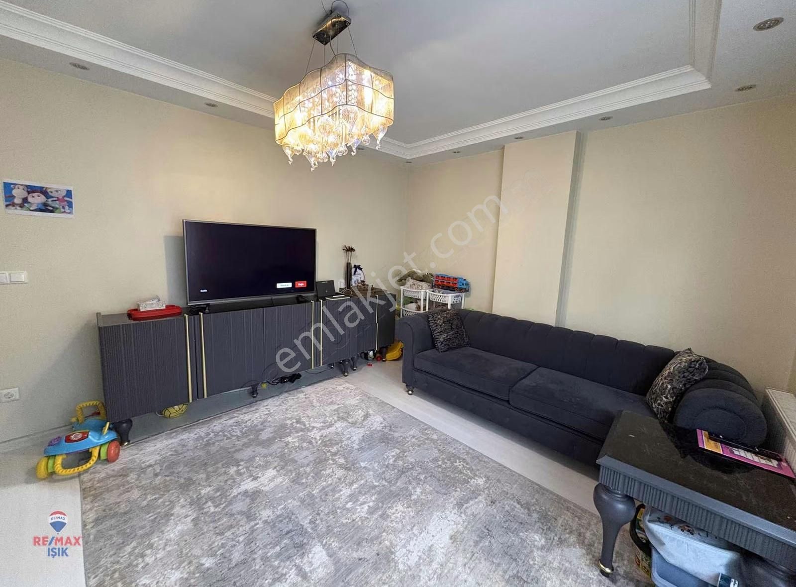 Üsküdar Ferah Mahallesinde Metroya Yakın 2+1 Daire - Görsel 20