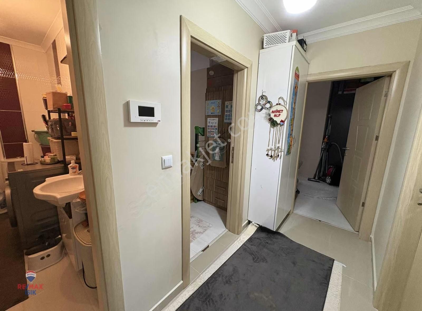 Üsküdar Ferah Mahallesinde Metroya Yakın 2+1 Daire - Görsel 10