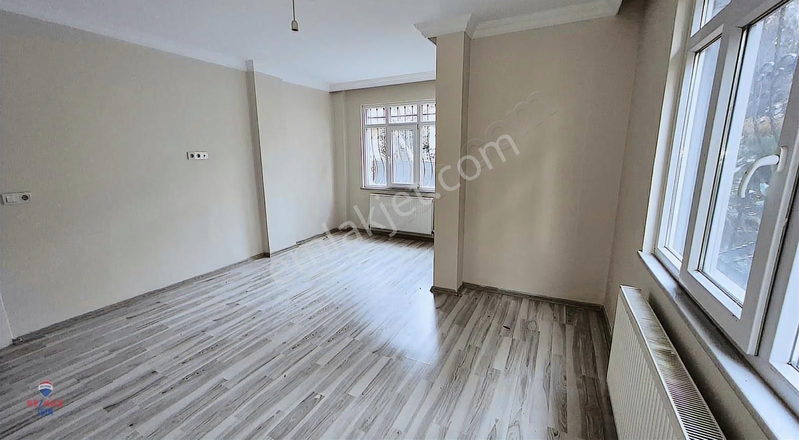 Cadde Üzerinde, İskanlı Geniş 2+1 Daire - Görsel 5