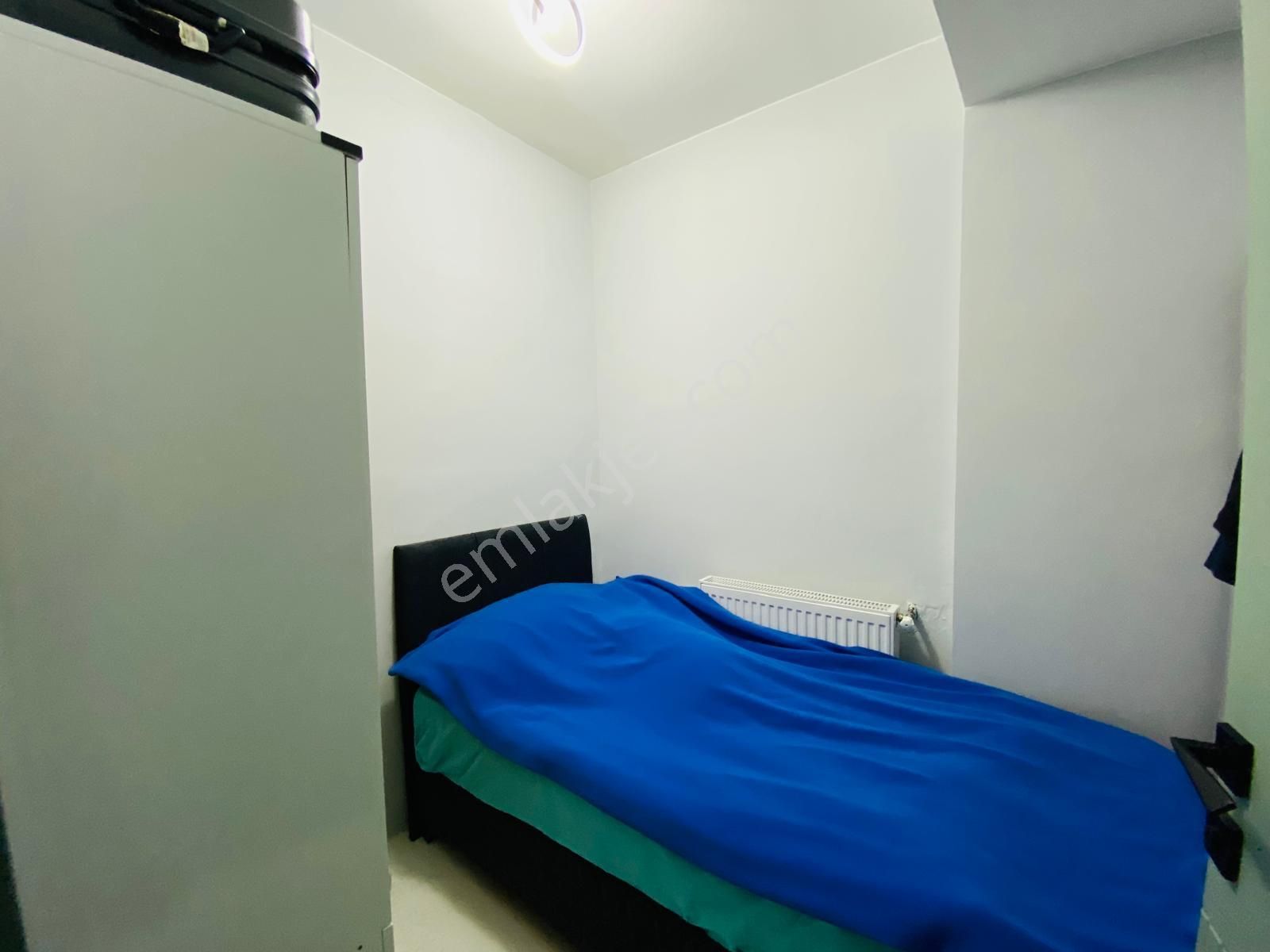Merkezde , 1+1 Lüx Eşyalı Kombili , Kıracılı Asansörlü Arakat - Görsel 8