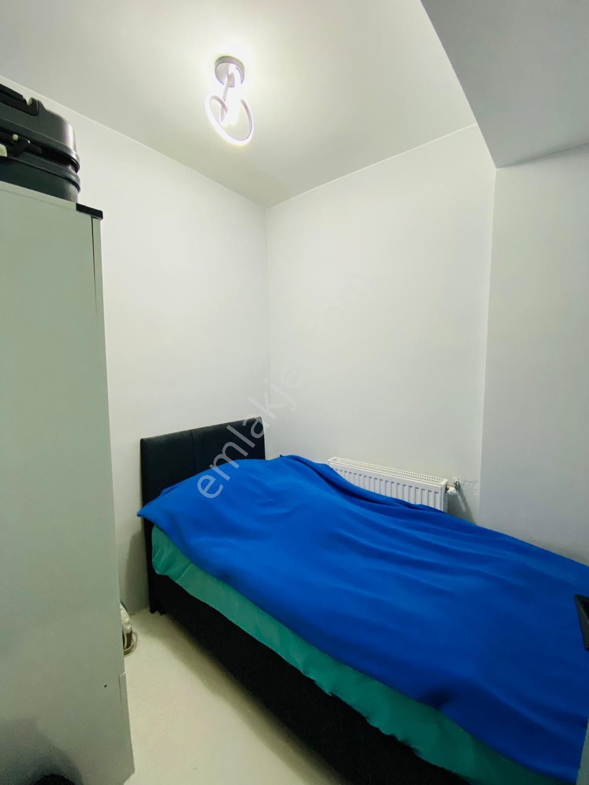 Merkezde , 1+1 Lüx Eşyalı Kombili , Kıracılı Asansörlü Arakat - Görsel 11