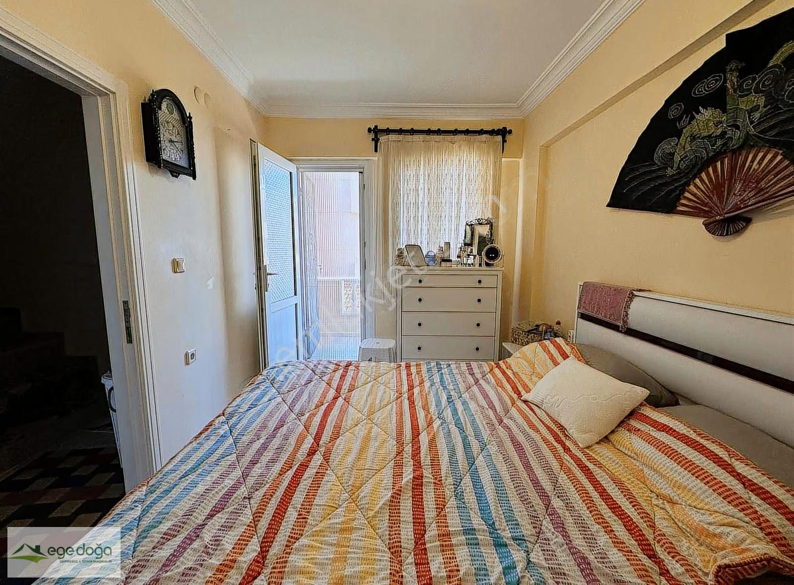 Kuşadası Davutlar Sahil Eşyalı 4+1 Havuzlu Satılık Yazlık - Görsel 21