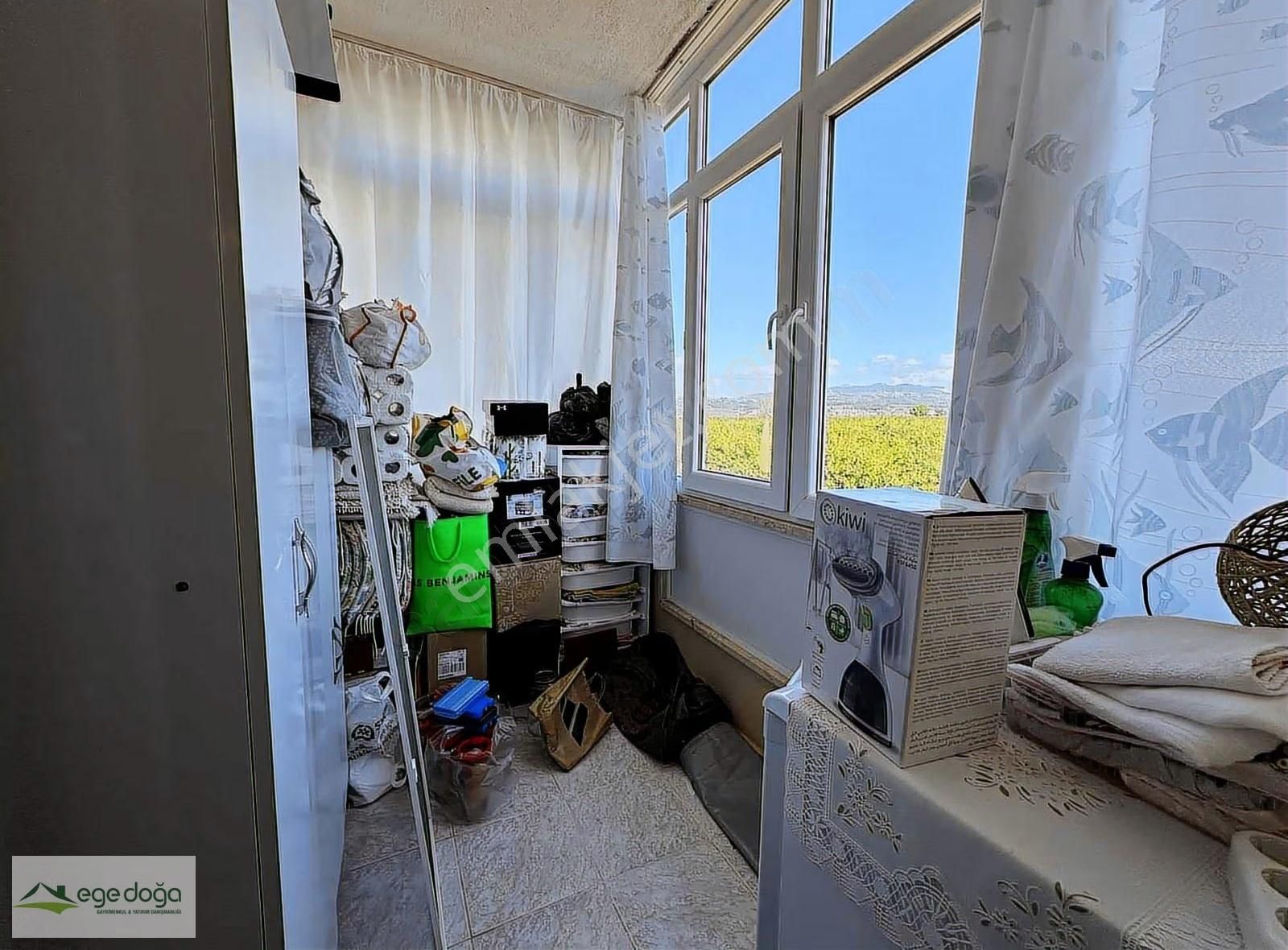 Kuşadası Davutlar Sahil Eşyalı 4+1 Havuzlu Satılık Yazlık - Görsel 9