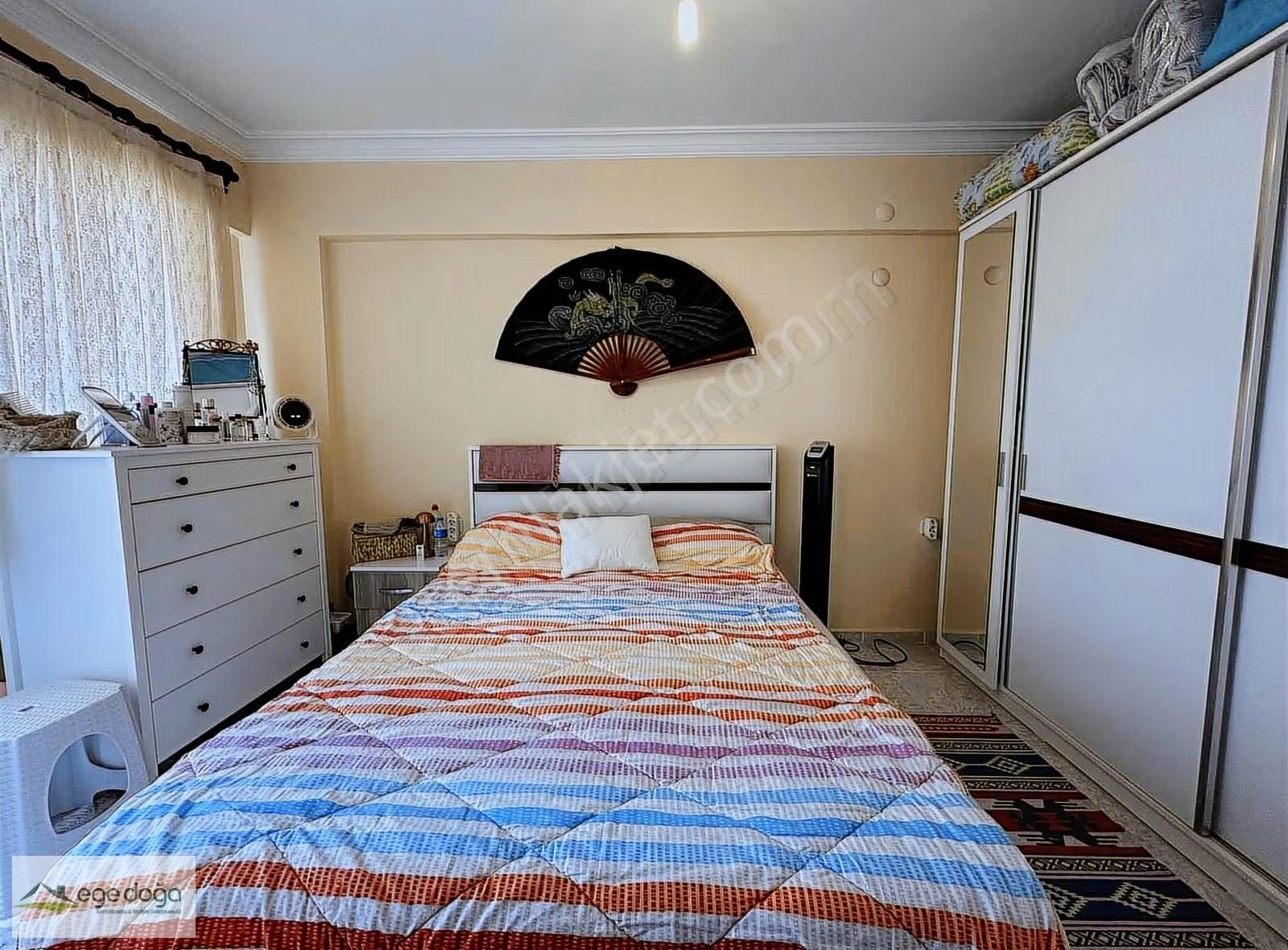 Kuşadası Davutlar Sahil Eşyalı 4+1 Havuzlu Satılık Yazlık - Görsel 24