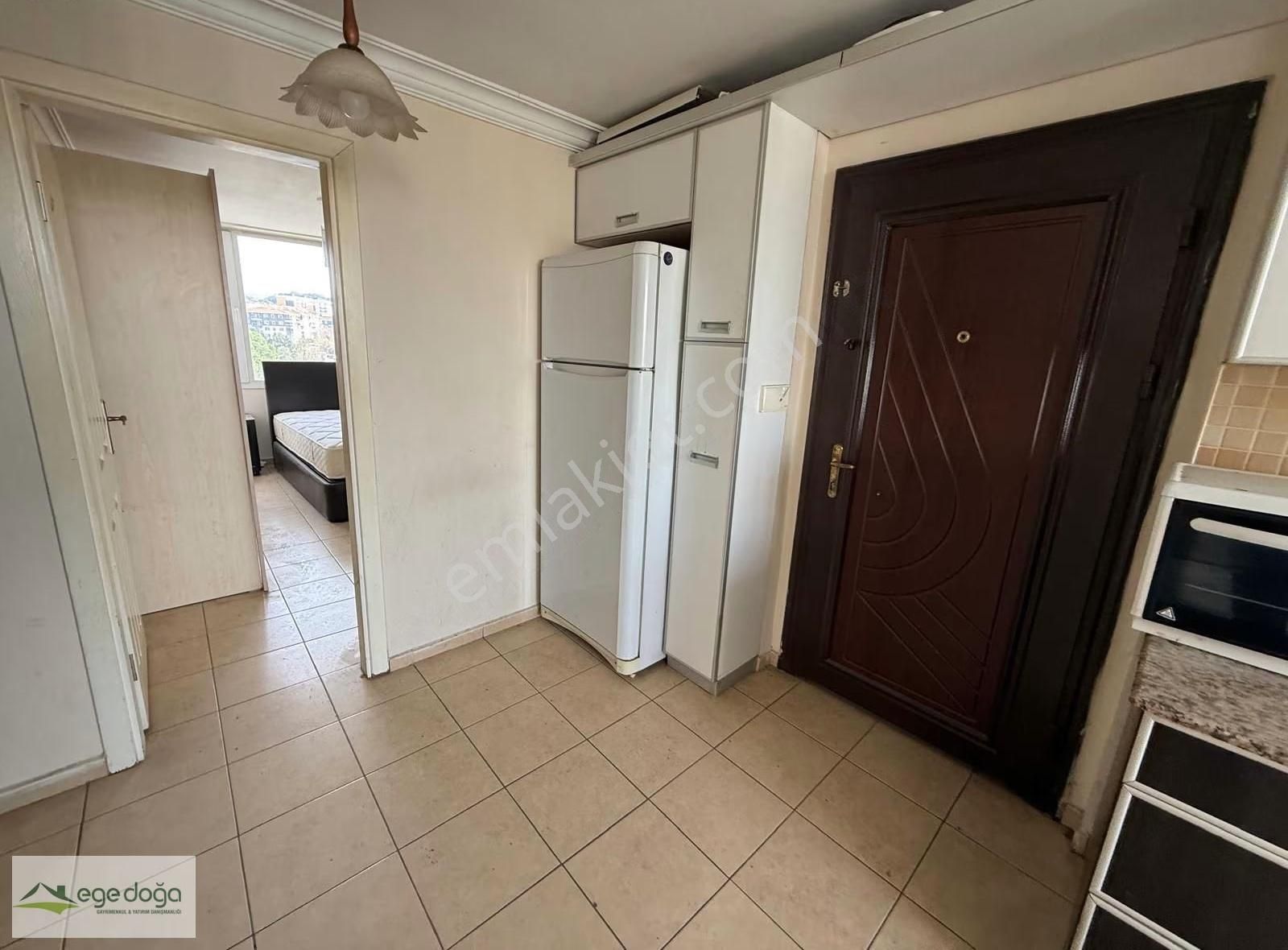 Kuşadası Otagar Arkası Asansörlü Çift Cephe Ferah 2+1 Daire - Görsel 20