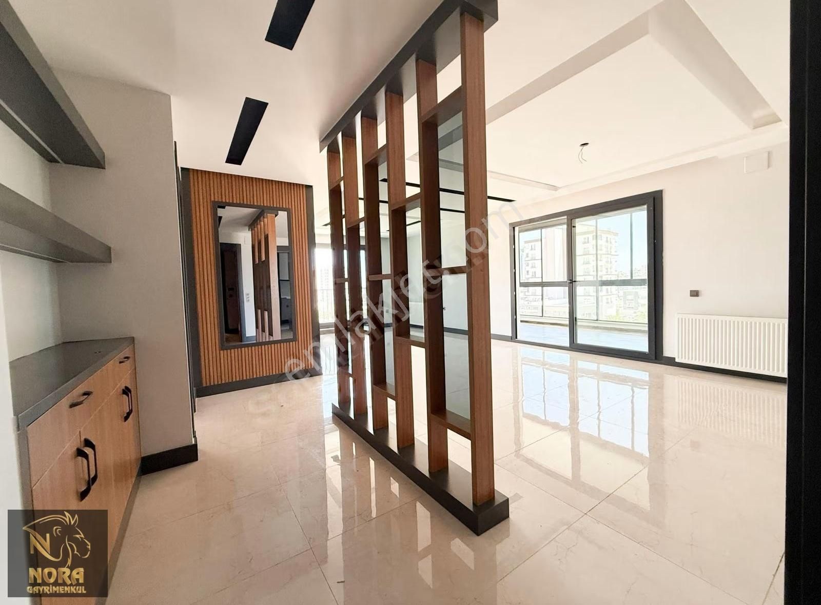 Nora'dan 13. Cadde Cepheli Tek Blok 180m2 Cam Balkonlu Kiralık - Görsel 9