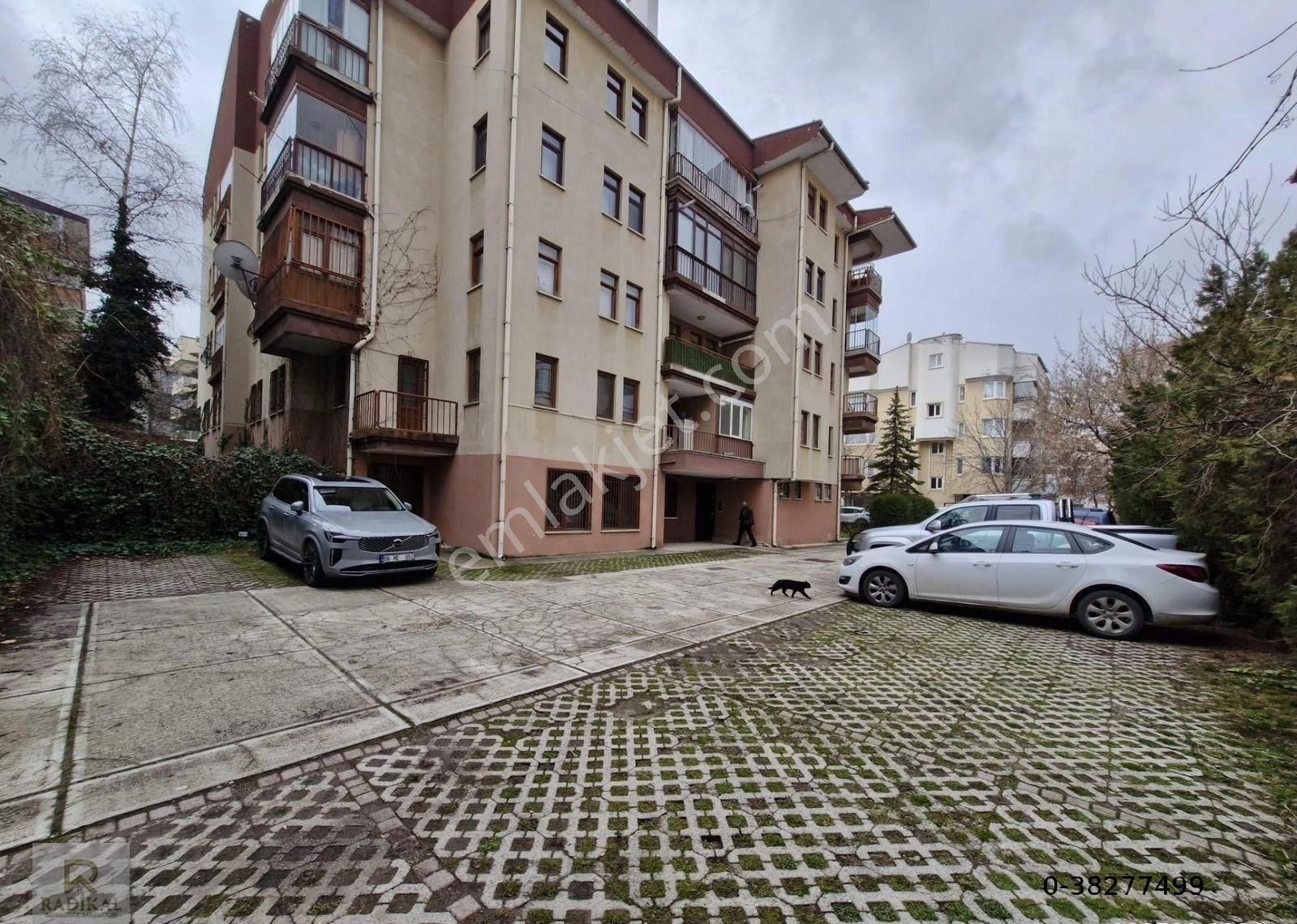 Birlik Mahallesi 398. Cadde 1. Katta 2+1 M2 Yüksek Kiralık Daire......... - Görsel 6