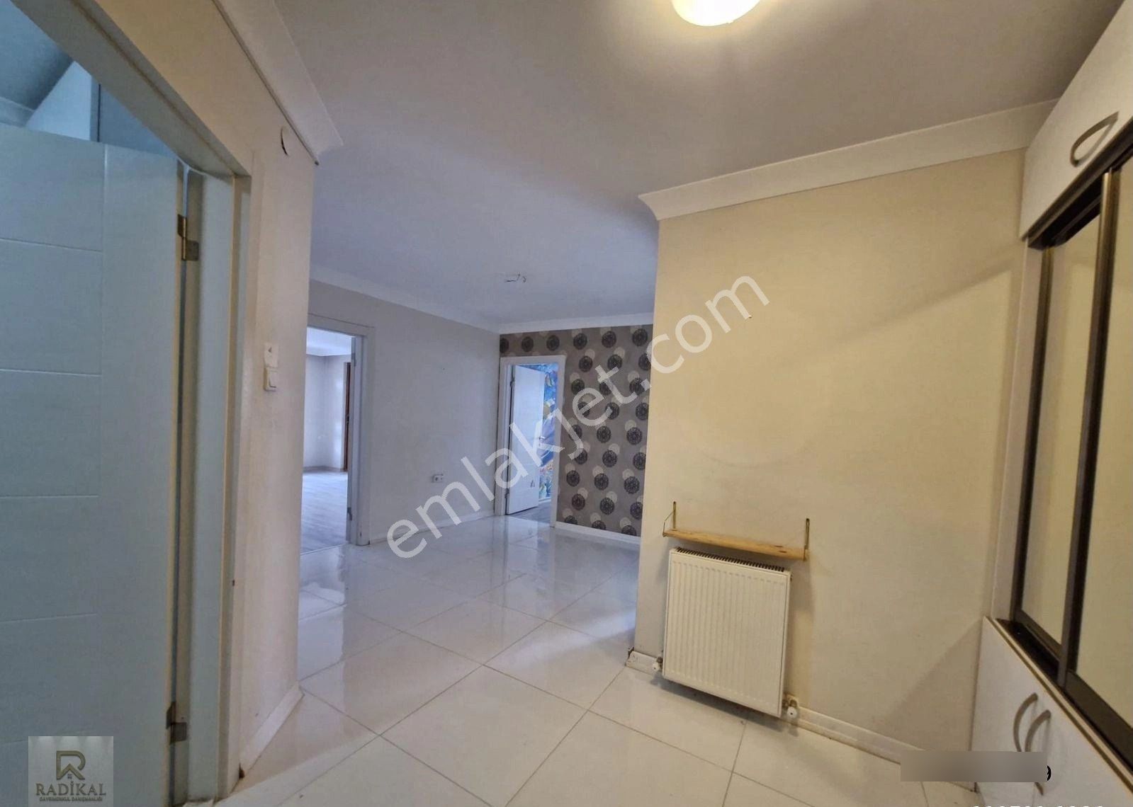 Birlik Mahallesi 398. Cadde 1. Katta 2+1 M2 Yüksek Kiralık Daire.........