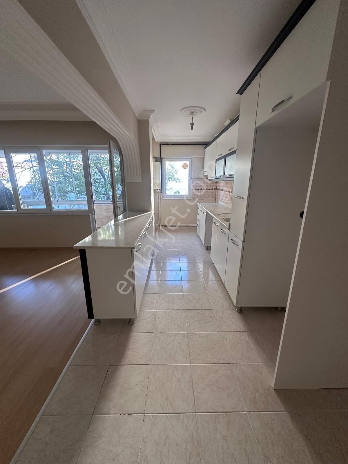 Yalova Çınarcık Tesvikiye Plaşlar Mevkii Geniş 2+1 Satılık Ara Kat Daire - Görsel 32