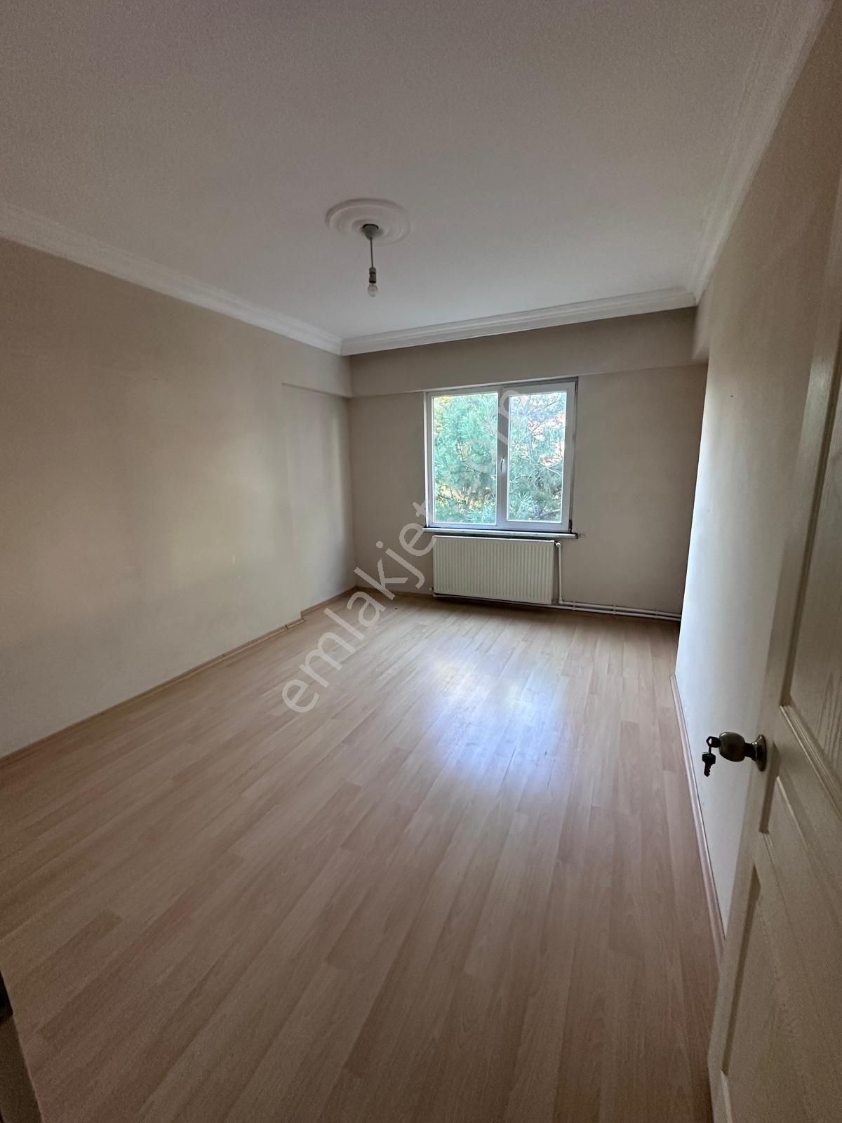 Yalova Çınarcık Tesvikiye Plaşlar Mevkii Geniş 2+1 Satılık Ara Kat Daire - Görsel 15