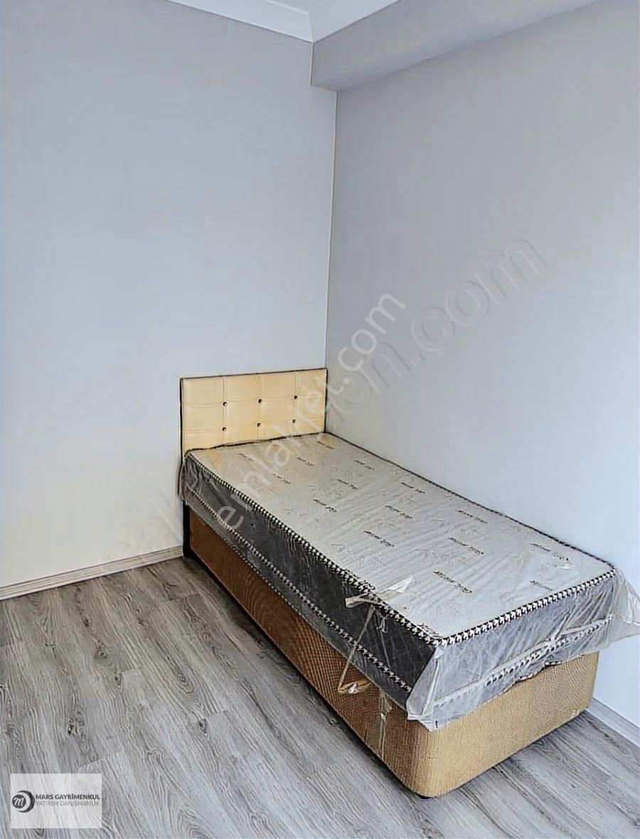 Mars Gayrimenkul Den Hilton Oteli Arkasında 1+1 Daire - Görsel 12