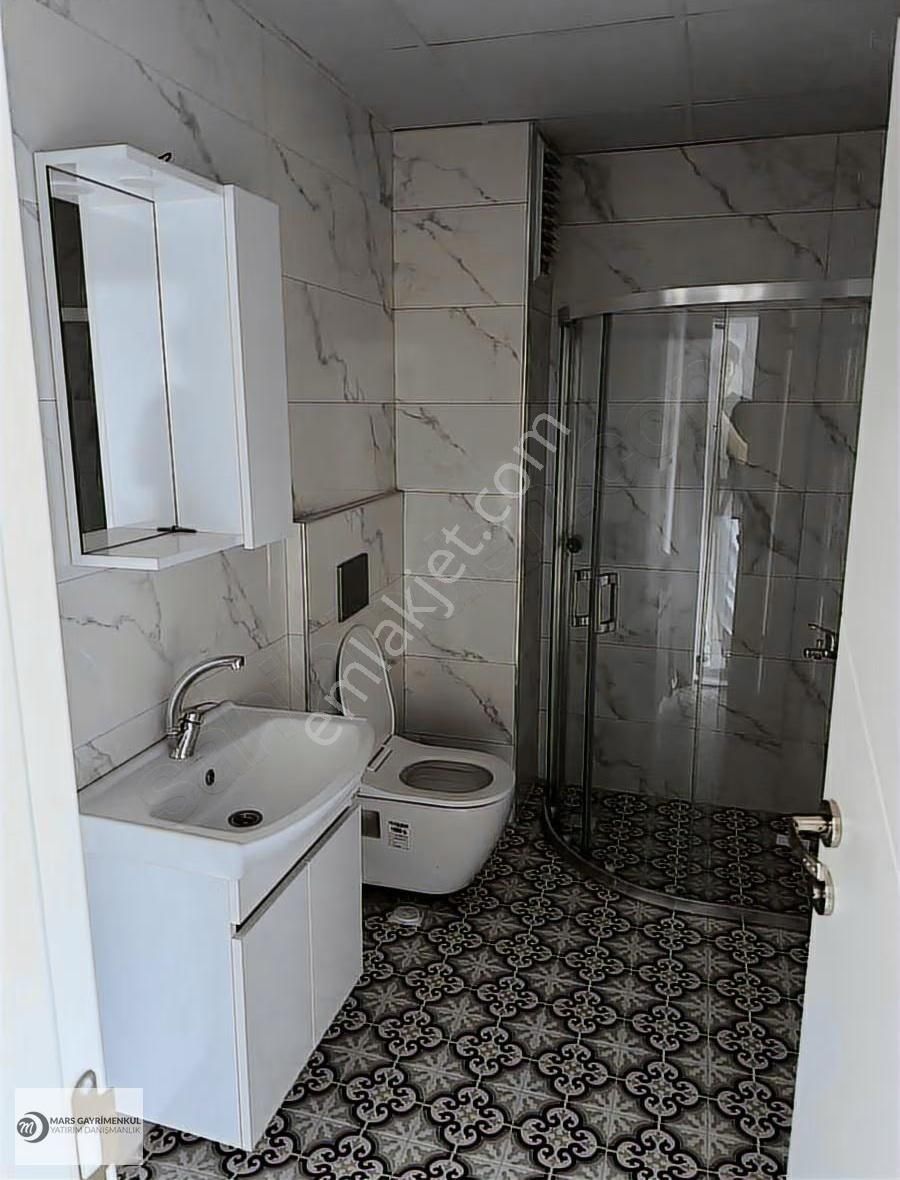 Mars Gayrimenkul Den Hilton Oteli Arkasında 1+1 Daire - Görsel 4
