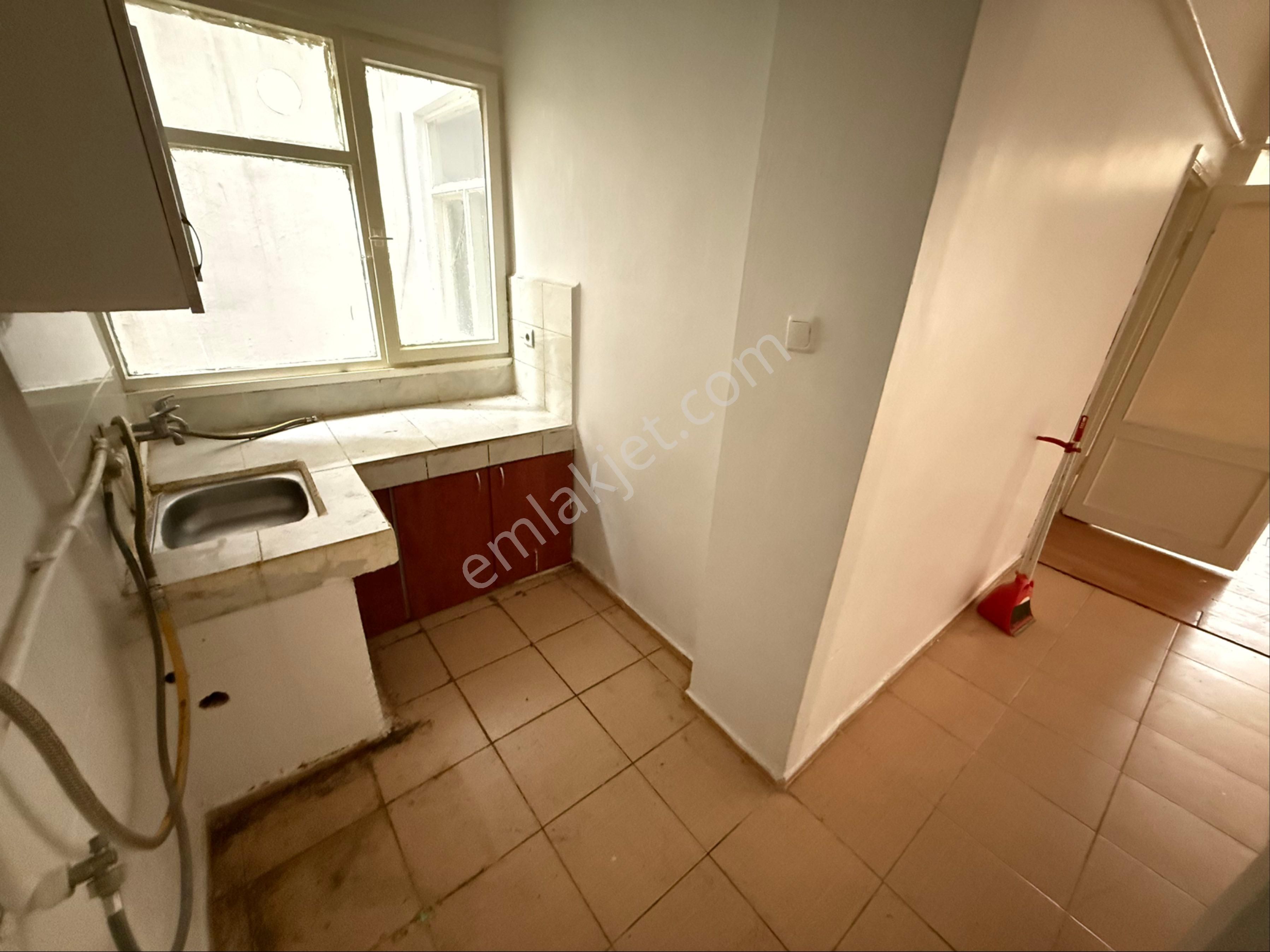 Parlak'tan Üsküdar Sultantepe^de 2+1 Balkonlu Kombili Daire^* - Görsel 20