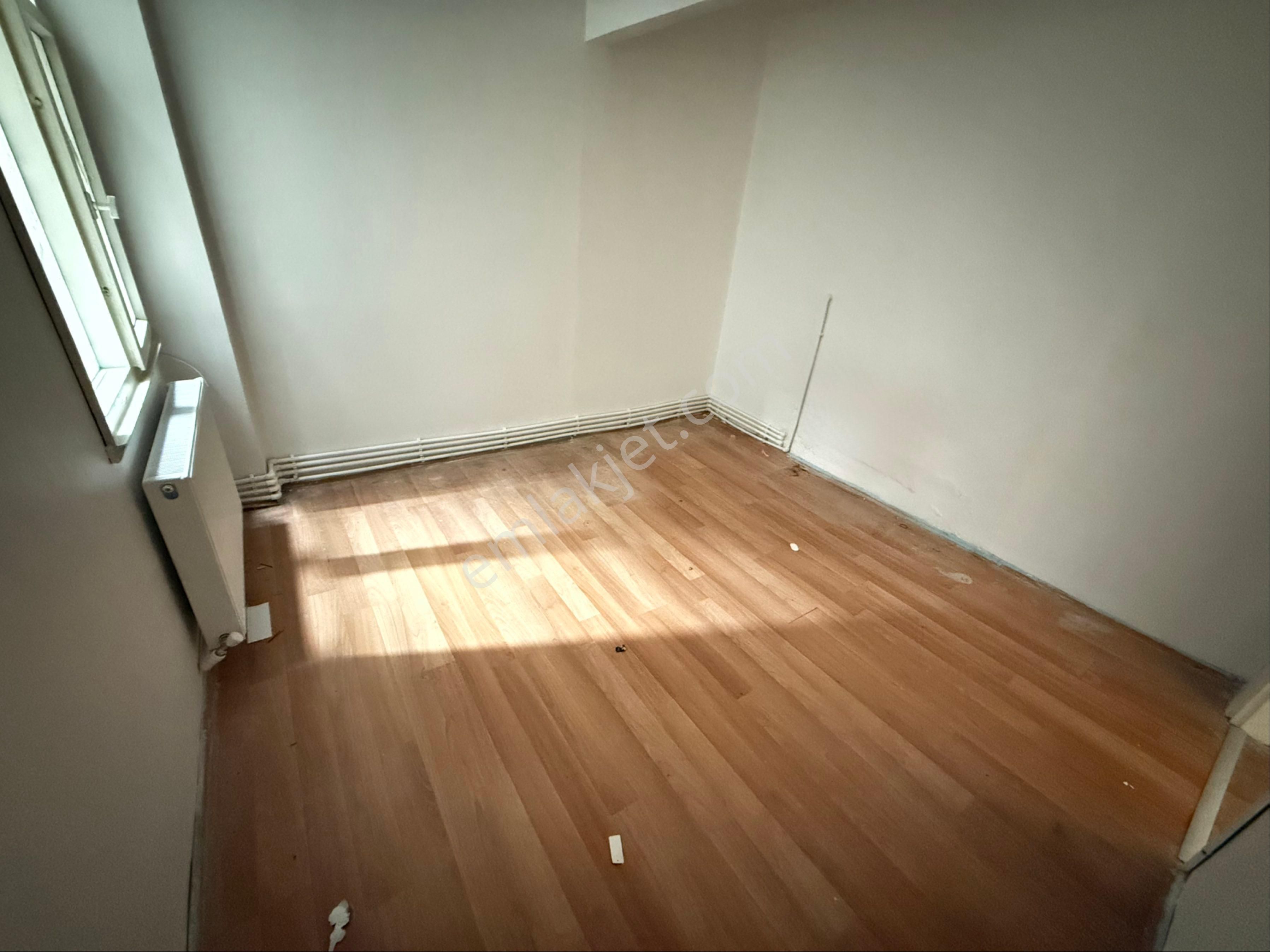 Parlak'tan Üsküdar Sultantepe^de 2+1 Balkonlu Kombili Daire^* - Görsel 15
