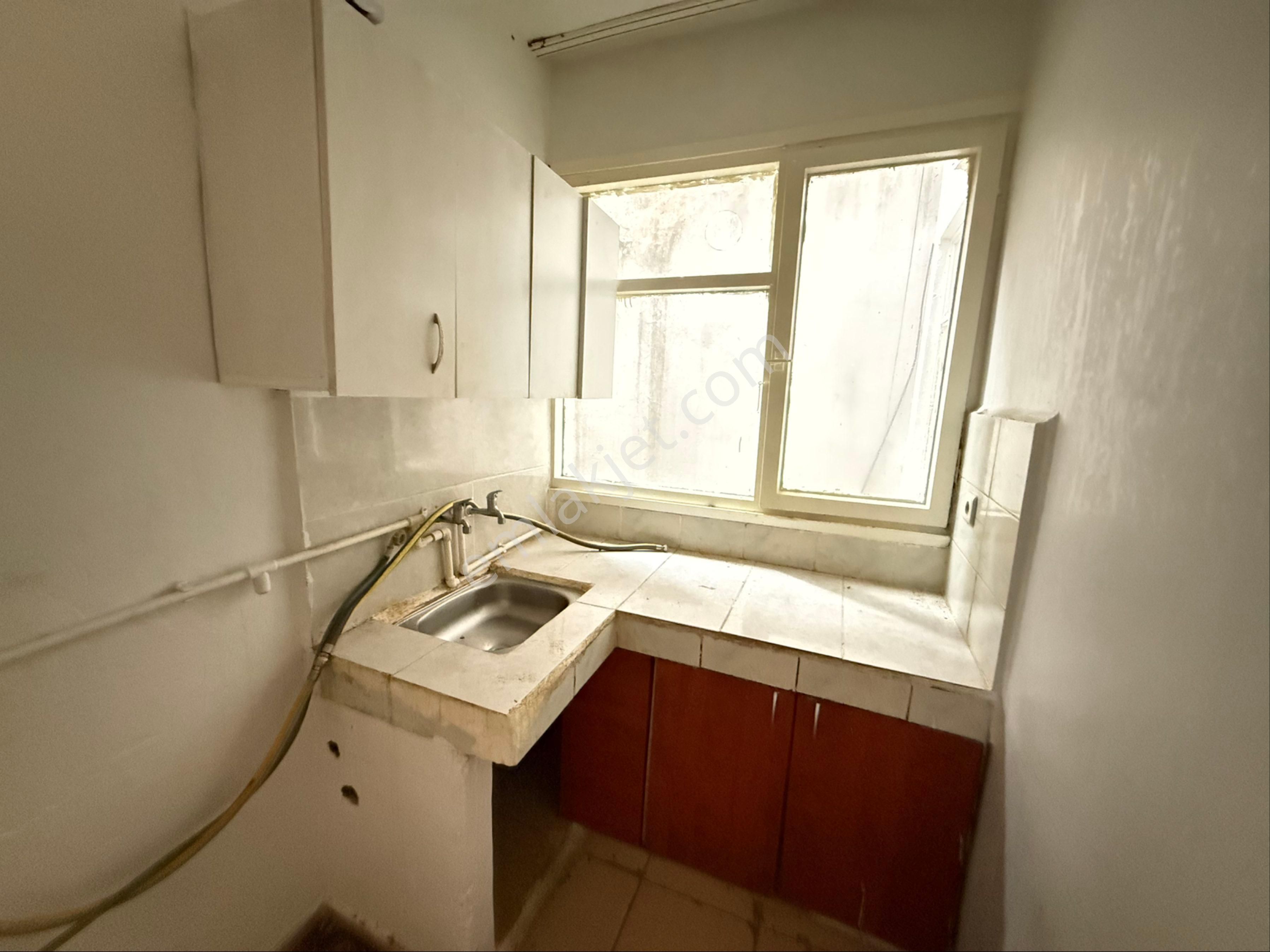 Parlak'tan Üsküdar Sultantepe^de 2+1 Balkonlu Kombili Daire^* - Görsel 19