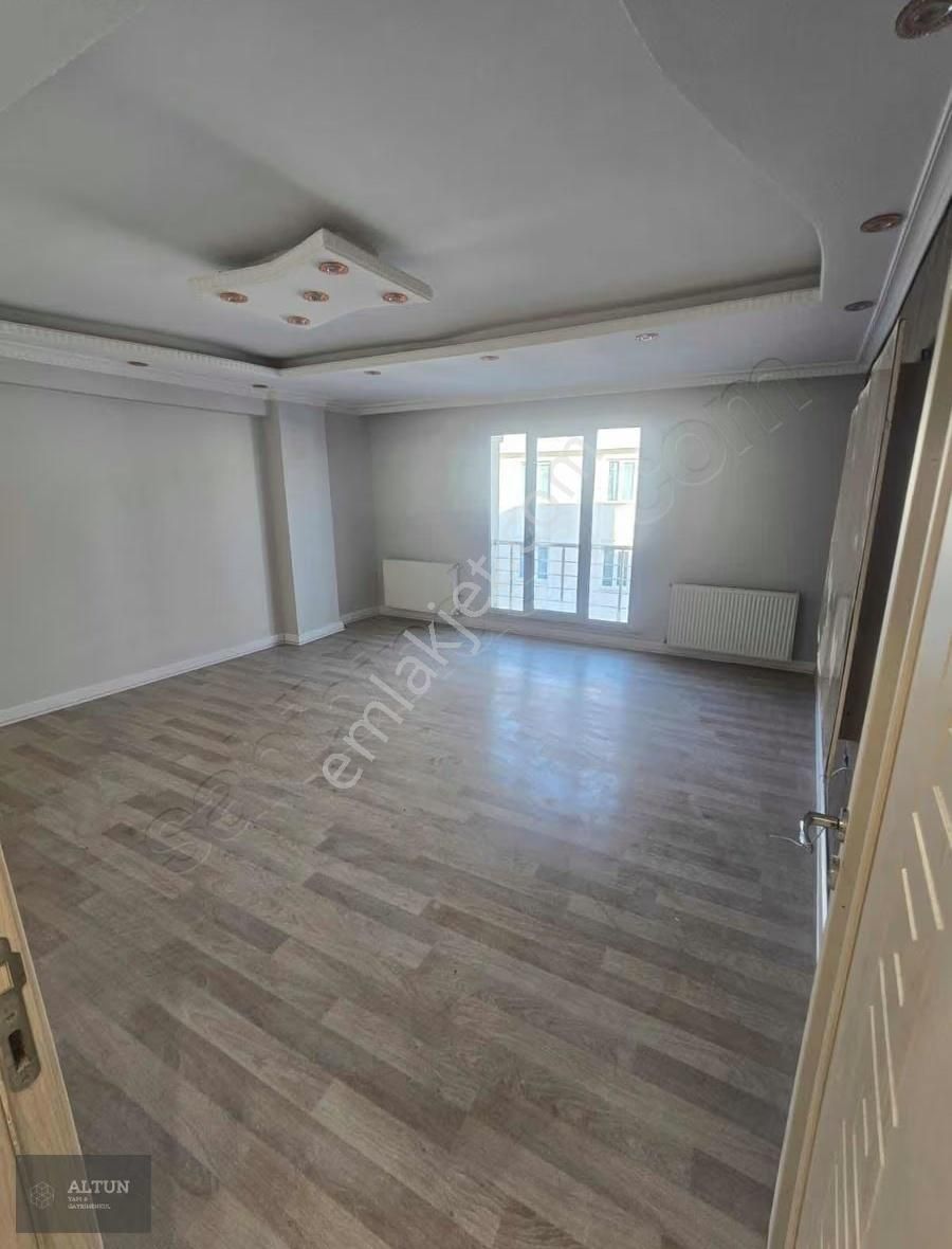 Esenyurt'ta Yakın Ulaşım Noktalarına Sahip 3+1 Satılık Daire - Görsel 3