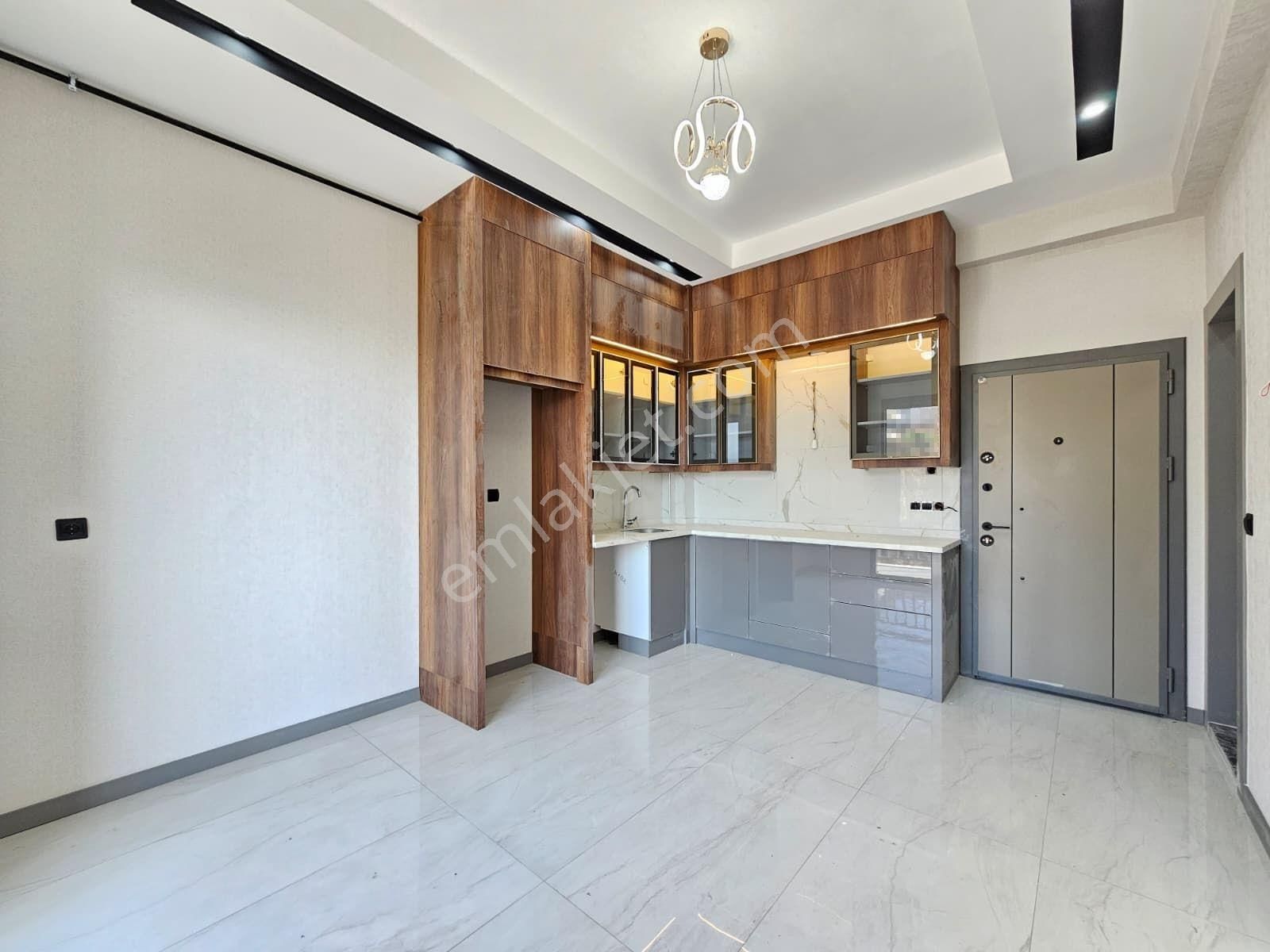 Denizli Bereketler De Cadde Üstü Satılık 1+1 Apart Fırsatı - Görsel 2