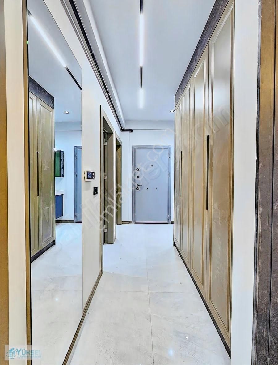 Yükselden Albayrak Meydanına Yakın Giyinme Odalı Lüks Daireler - Görsel 26