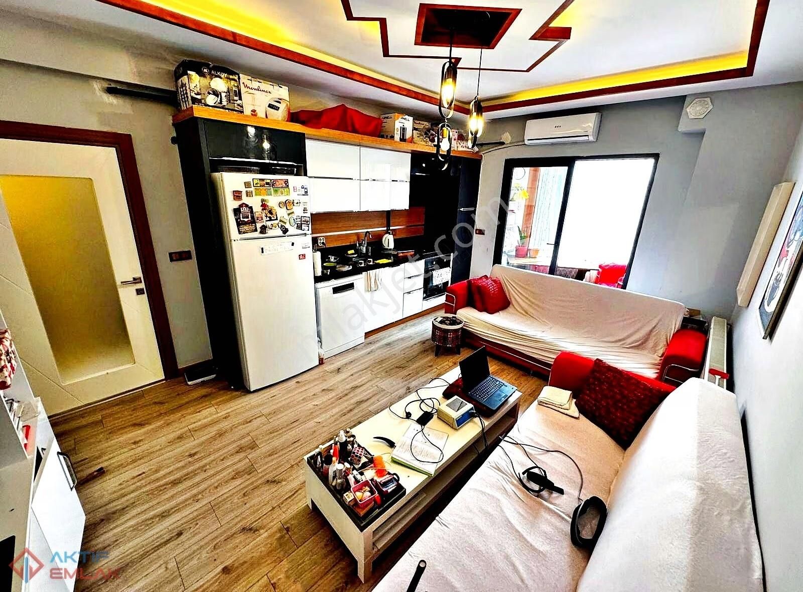 ▀▄aktiften Akçay Merkezde Şık Ve Mimari Tasarımlı Geniş 1+1daire