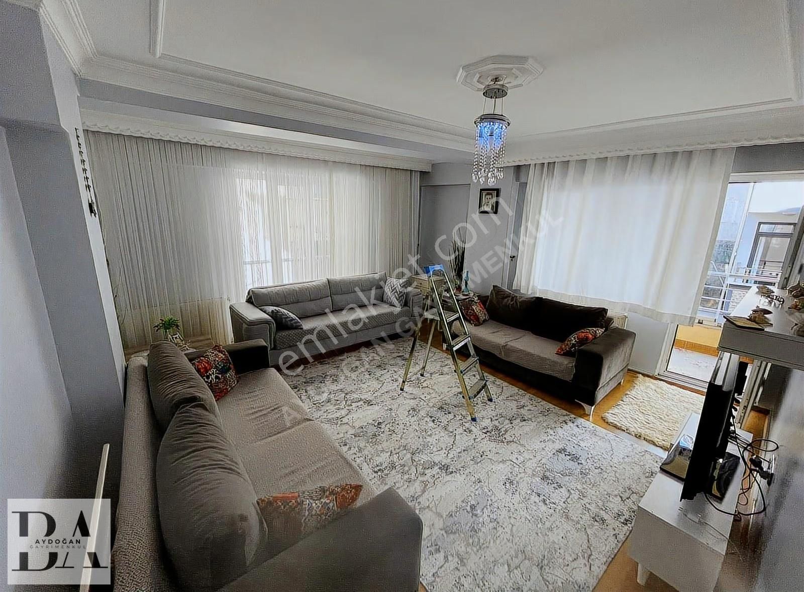 Aydoğan'dan Geniş Ferah Balkonlu Ara Kat Satılık 2+1 Daire