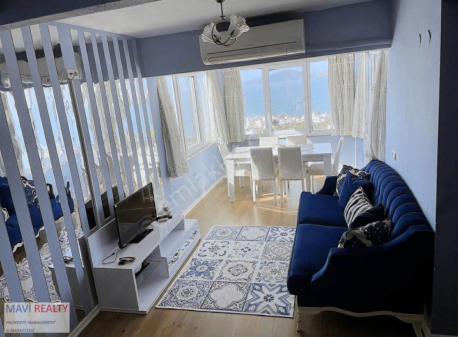 Güllük Oba Sitesinde Deniz Manzaralı Eşyalı Satılık Villa