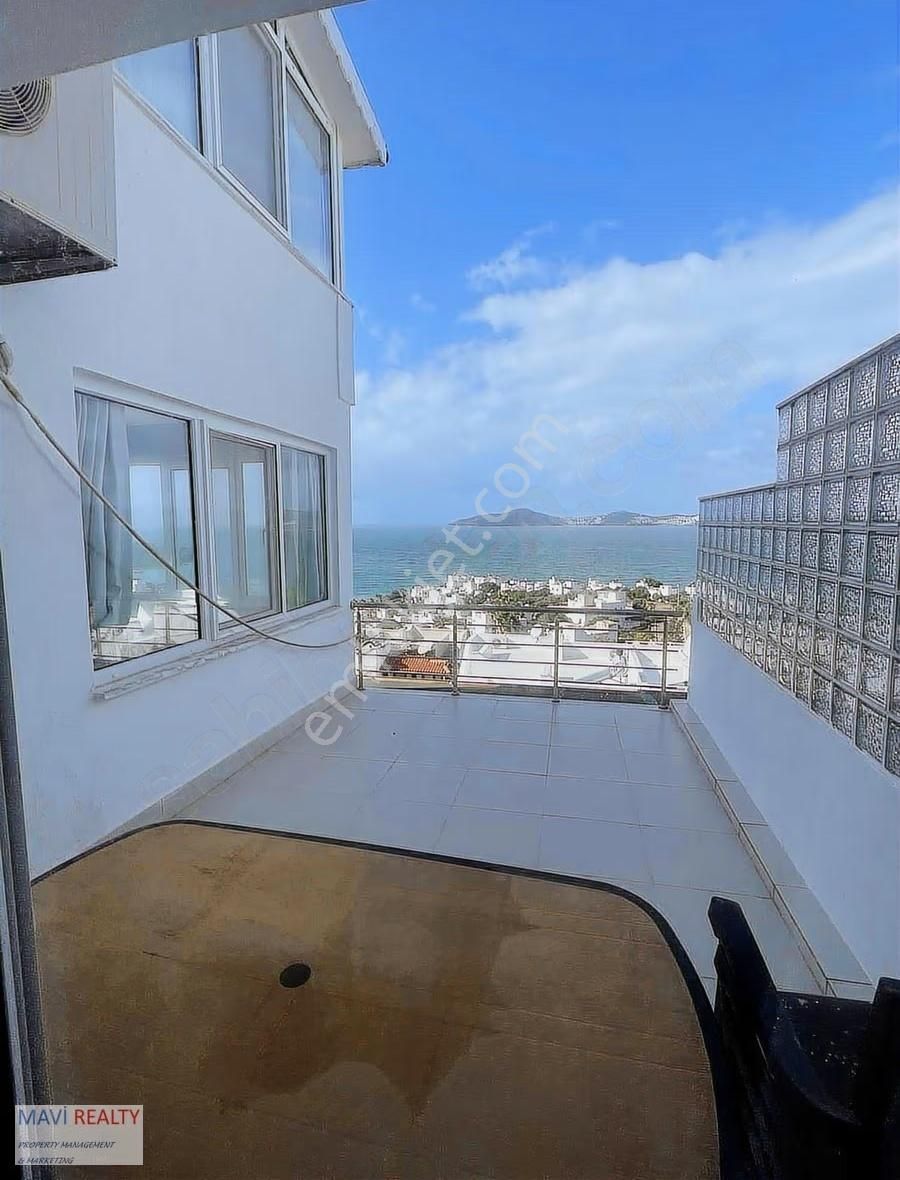 Güllük Oba Sitesinde Deniz Manzaralı Eşyalı Satılık Villa - Görsel 7