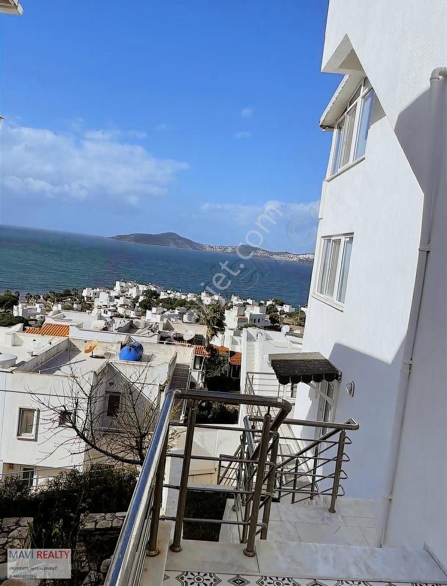 Güllük Oba Sitesinde Deniz Manzaralı Eşyalı Satılık Villa - Görsel 11