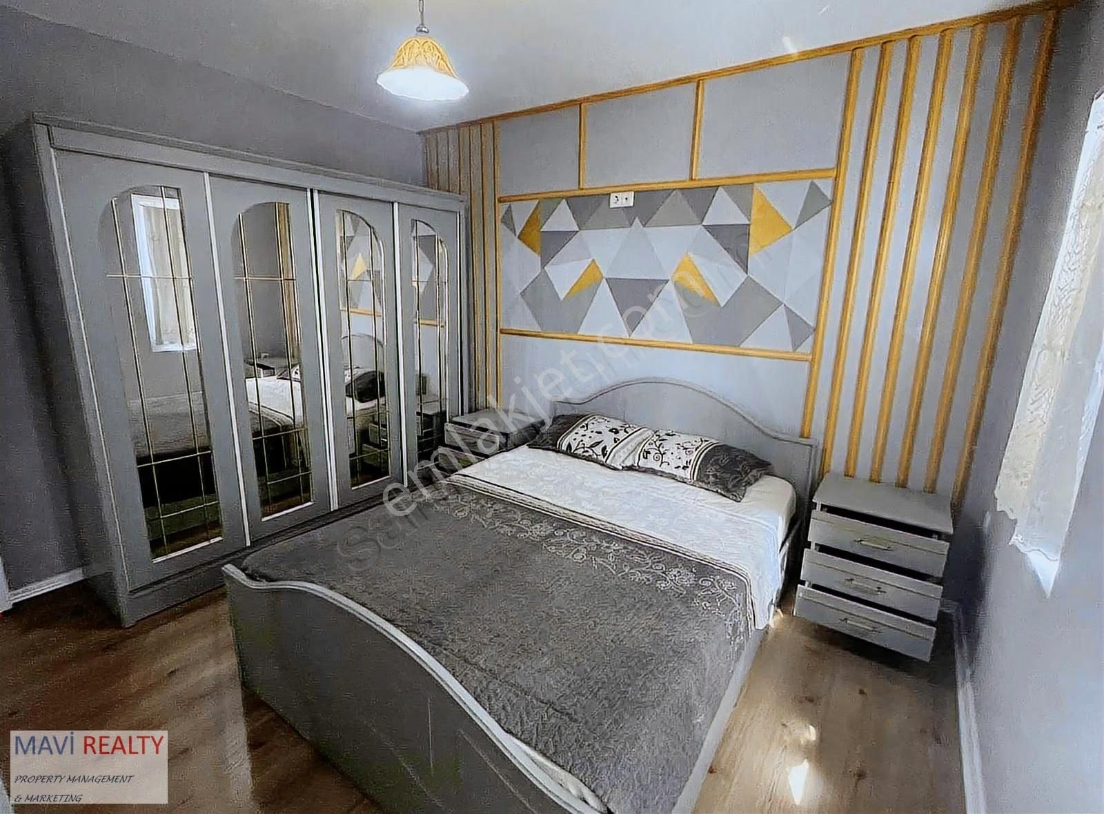 Güllük Oba Sitesinde Deniz Manzaralı Eşyalı Satılık Villa - Görsel 12