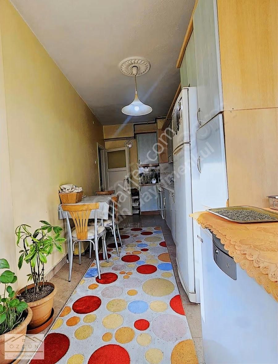 Vişnelik Mahallesinde 3+1 Satılık Daire Özgün Gayrimenkulden - Görsel 18