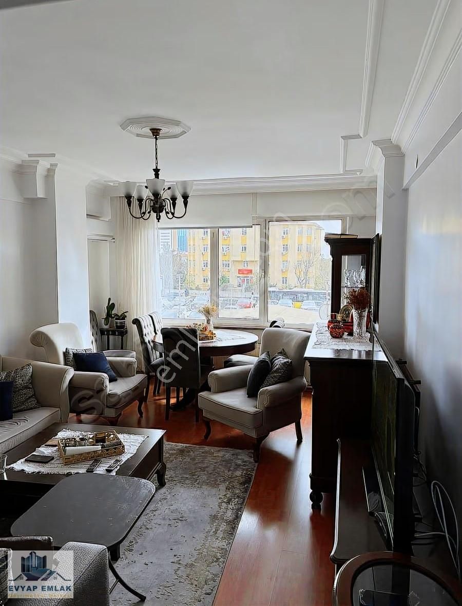 Bahçelievler Merkezi Konumda Asansörlü Temiz 2+1 Kiralık Daire