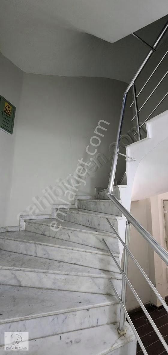 İzmir Tire Prestijden Eşyalı Kiralık 2+1 Daire - Görsel 6