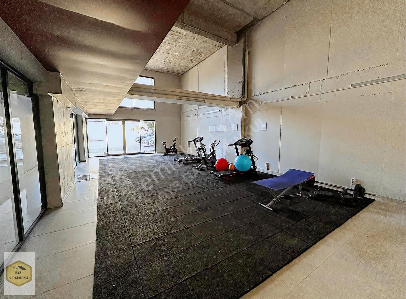 Bys'den Hacim Vison Da Havuzlu Eşyalı Lüx Kiralık 1+1 Daire - Görsel 15