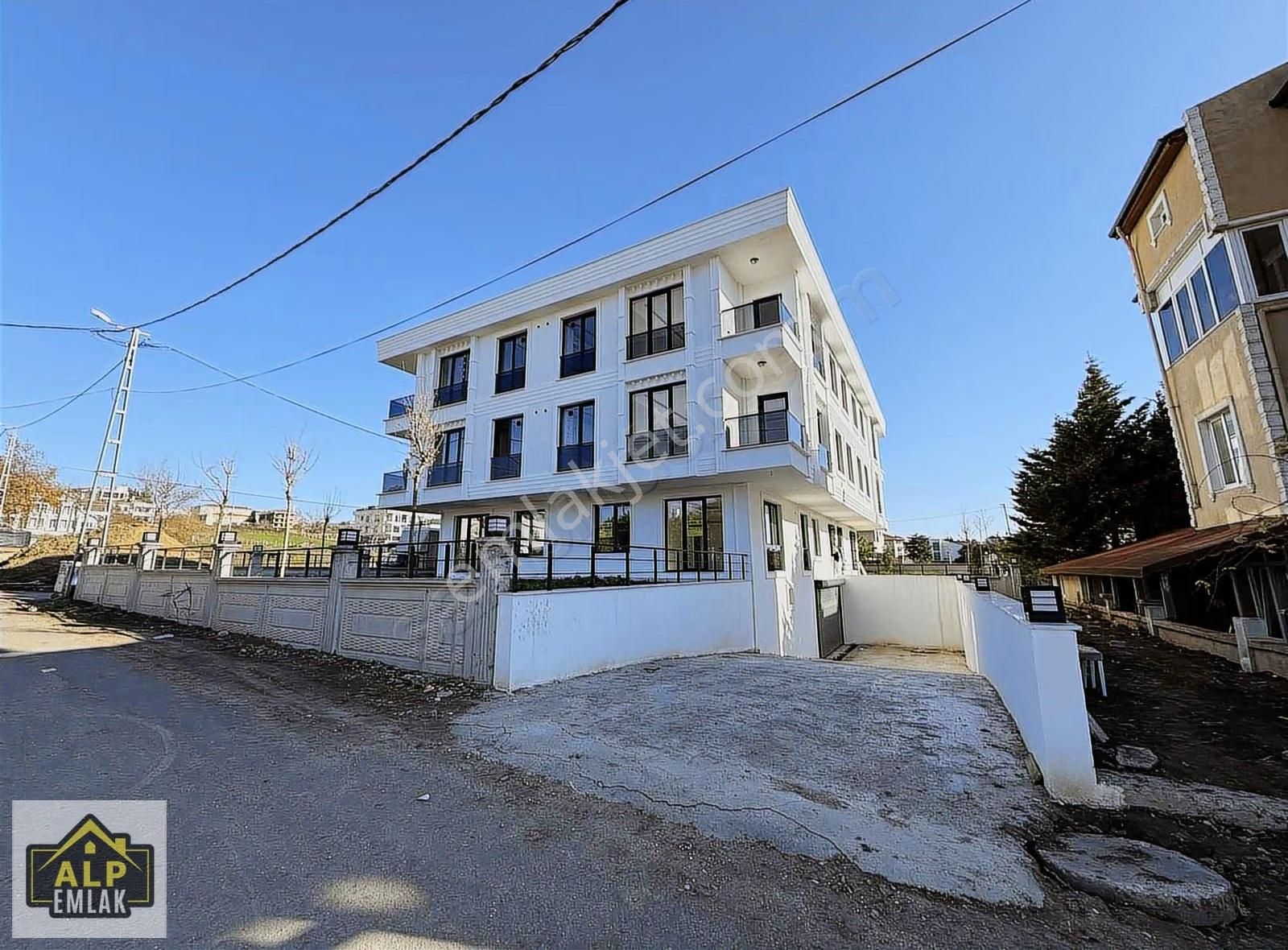Alp Emlaktan Kamilobada Ultra Lüks 2+1 Geniş Daire - Görsel 12