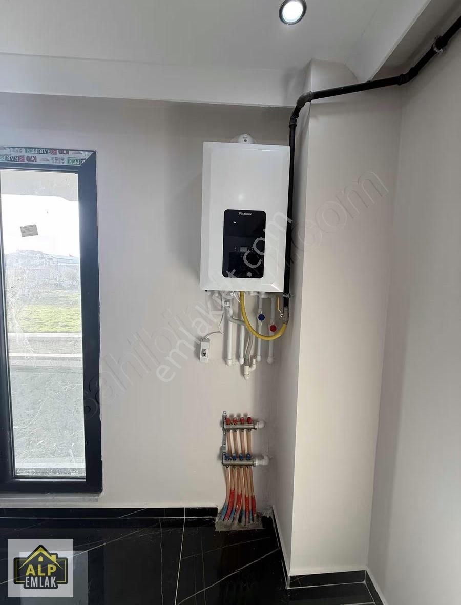 Alp Emlaktan 1+1 Kiralık Yeni Daire - Görsel 8