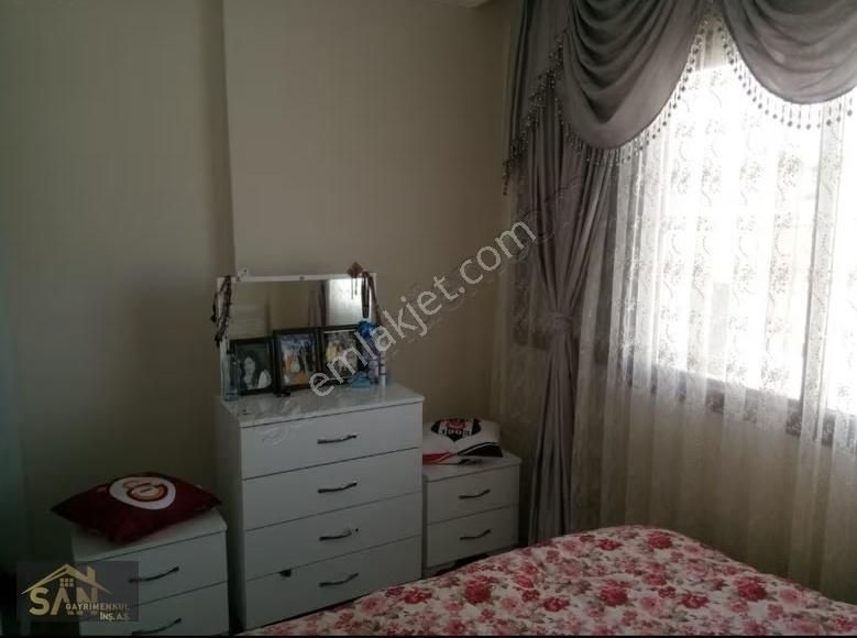 Urla Yaka Mah Yatırımlık Kıracılı Satılık Daire - Görsel 3