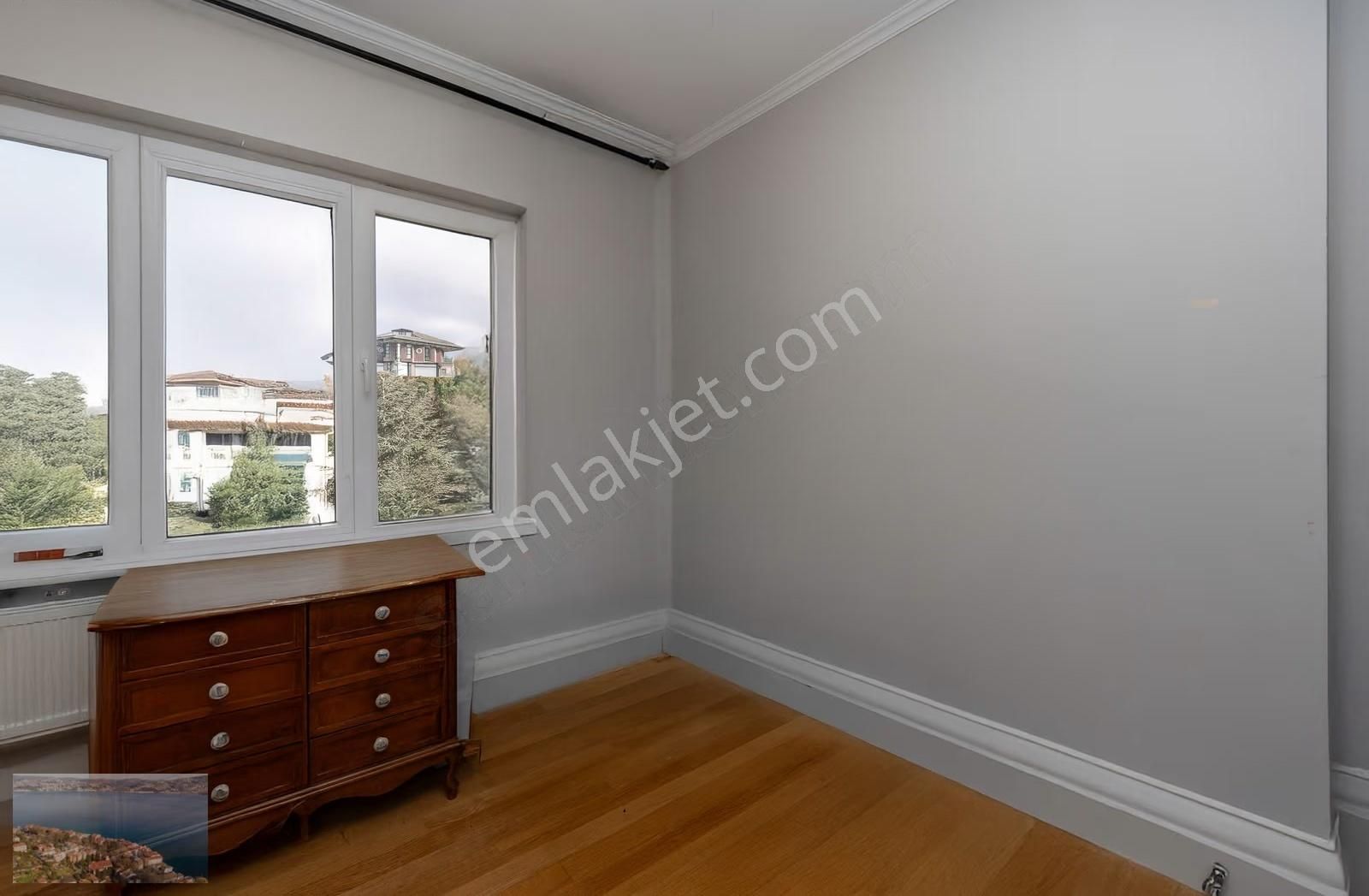 Boğazgören Sitesi 2. Kısım Boğaz Manzaralı Teraslı Çatı Dubleks - Görsel 8