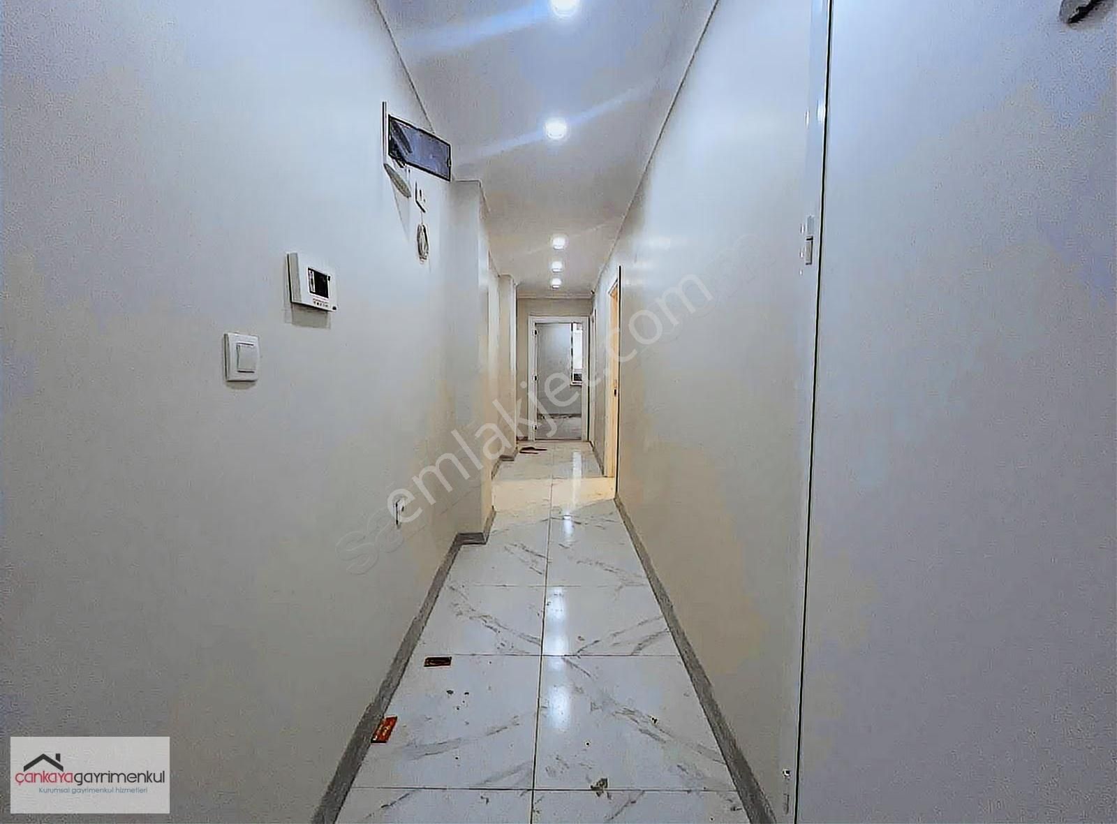 Tevfikbey'de Sıfır 2+1 Güzel Konumda Yüksek Giriş Daire - Görsel 15